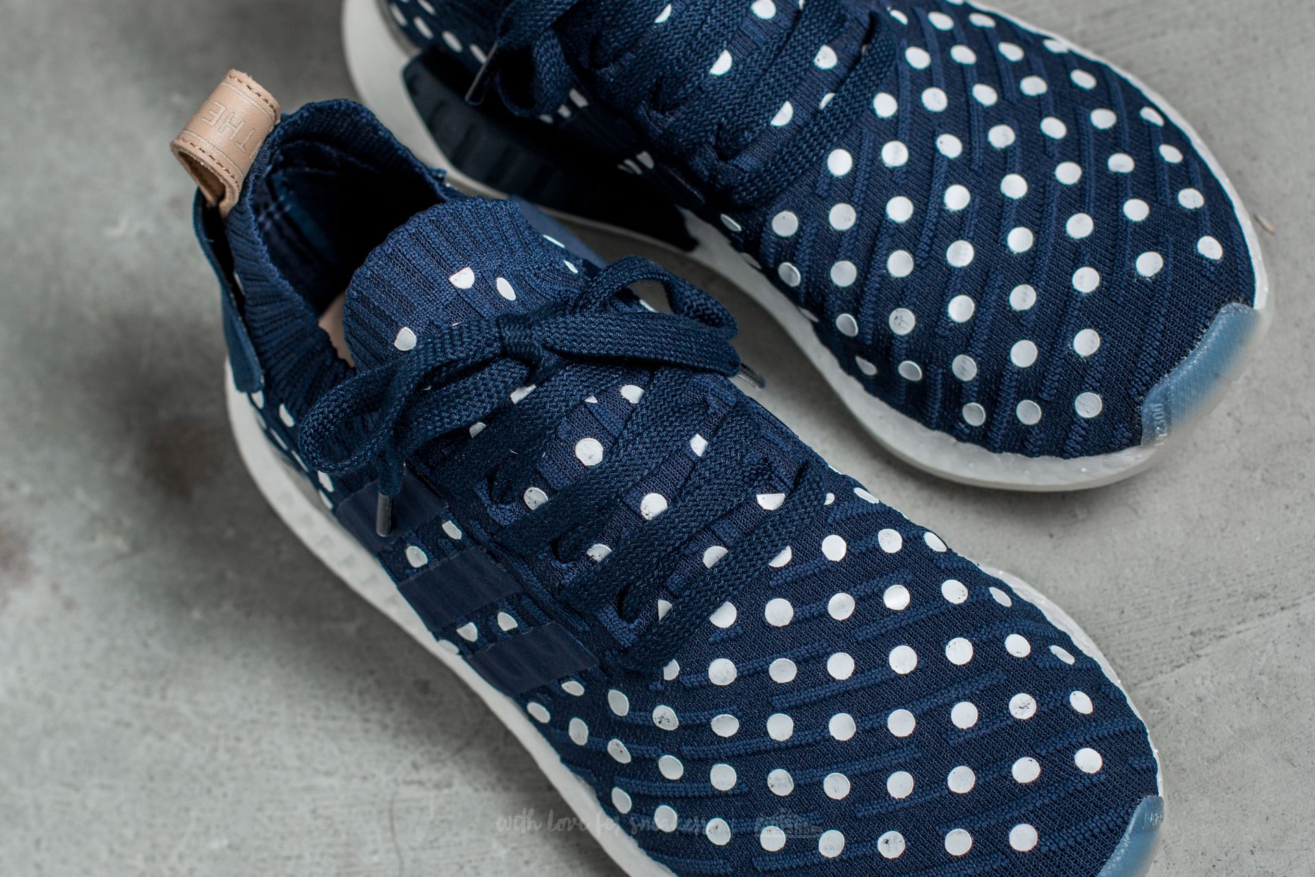 Women's shoes adidas NMD_R2 PK W Collegiate Navy/ Footwear White