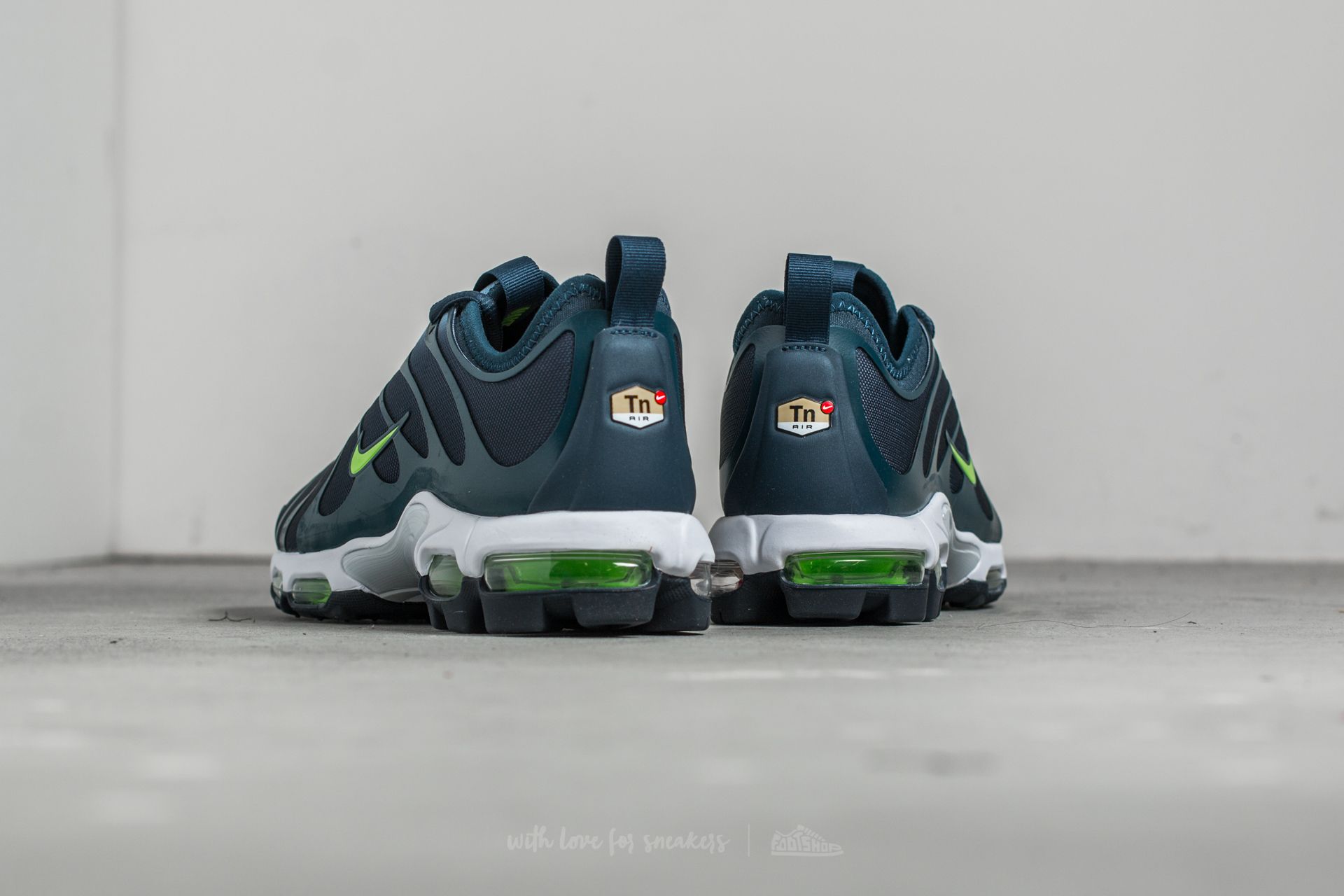 Air max tn blue and orange online