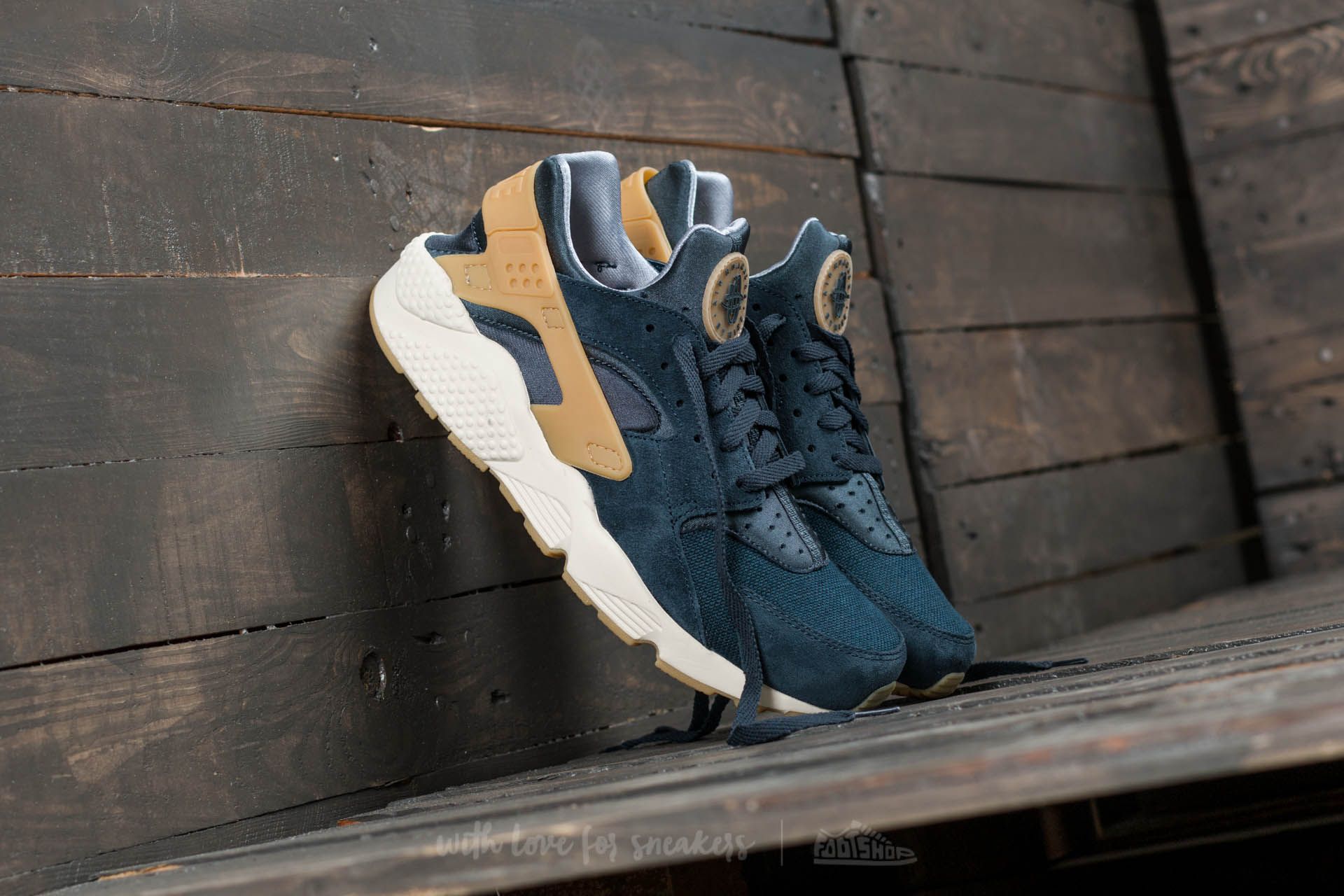 Nike Air Huarache Run SE