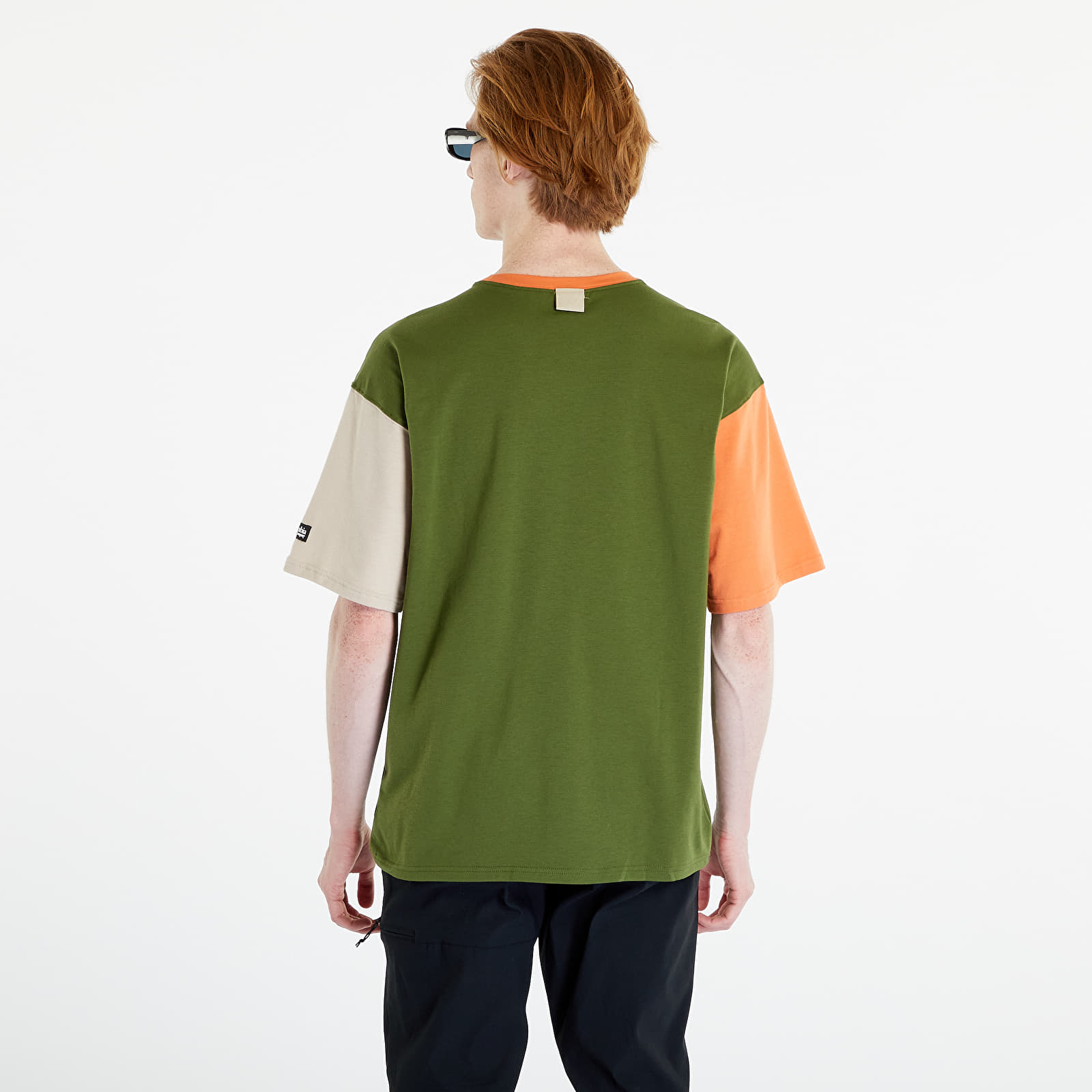 T-shirts Columbia Deschutes Valley™ Short Sleeve Tee Pesto/ Desert Orange/ Beige