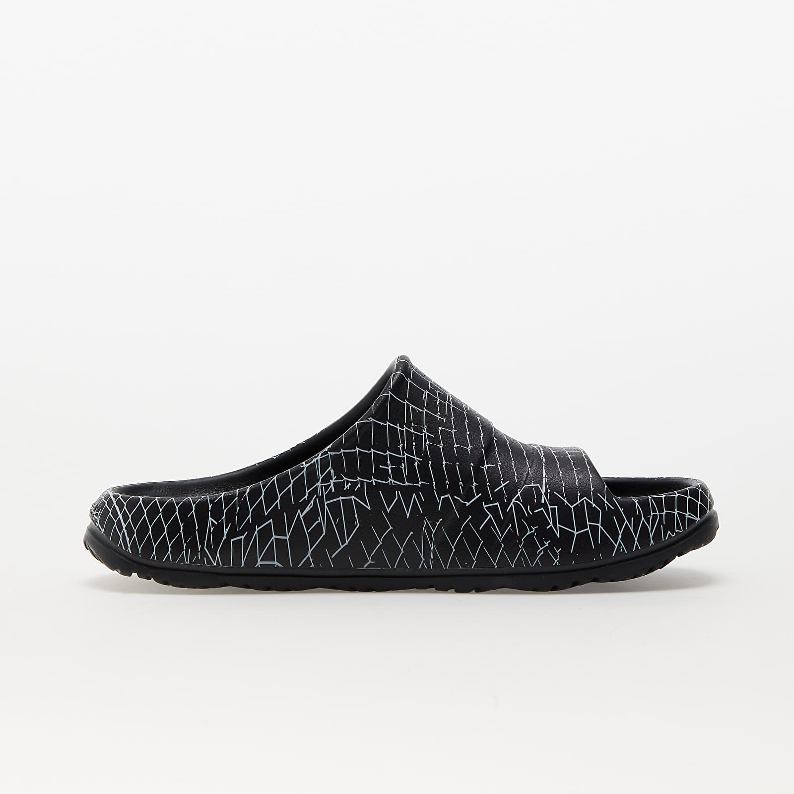 Sperry slides new arrivals