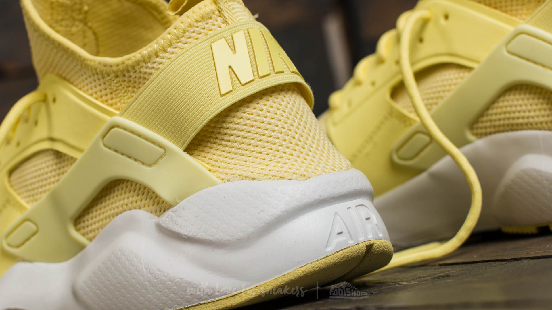 Lemon huaraches best sale