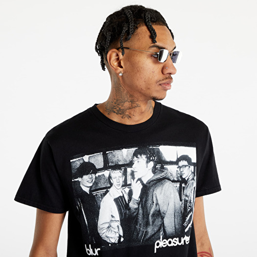 T shirts Pleasures Movin On T Shirt Black Footshop