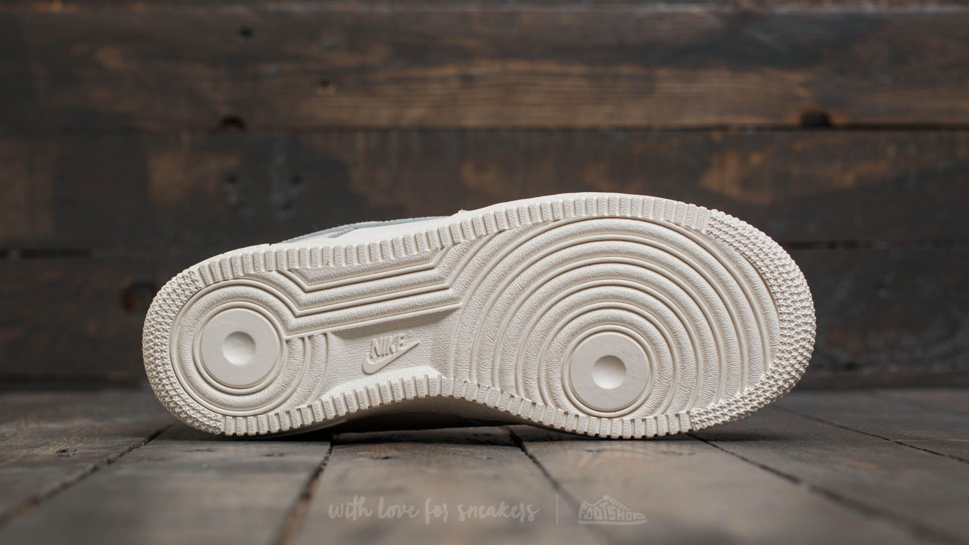 Buty damskie Nike Wmns Air Force 1 ´07 Premium Sail/ Sail-Light Bone-White
