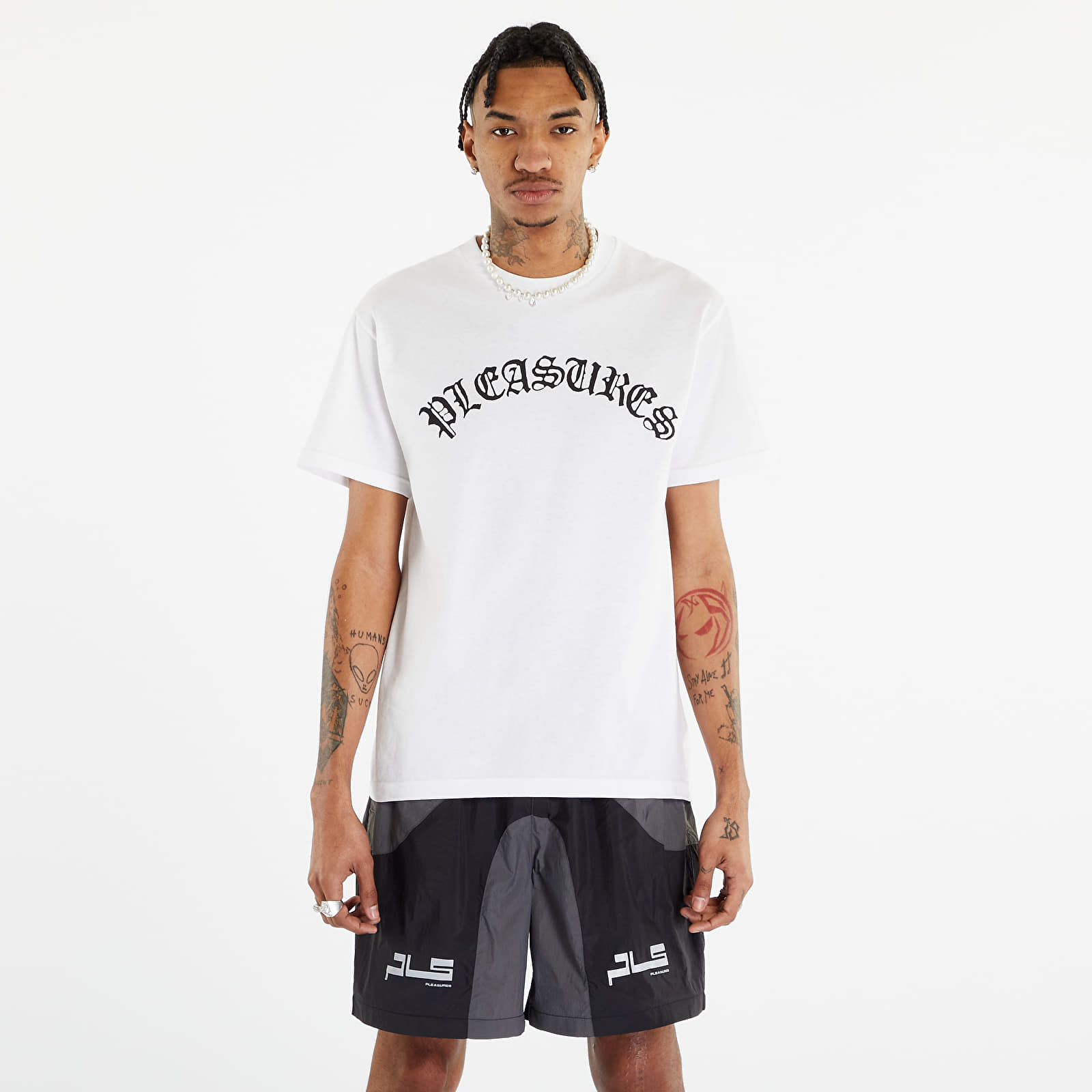 Trička PLEASURES Old E Logo T-Shirt White