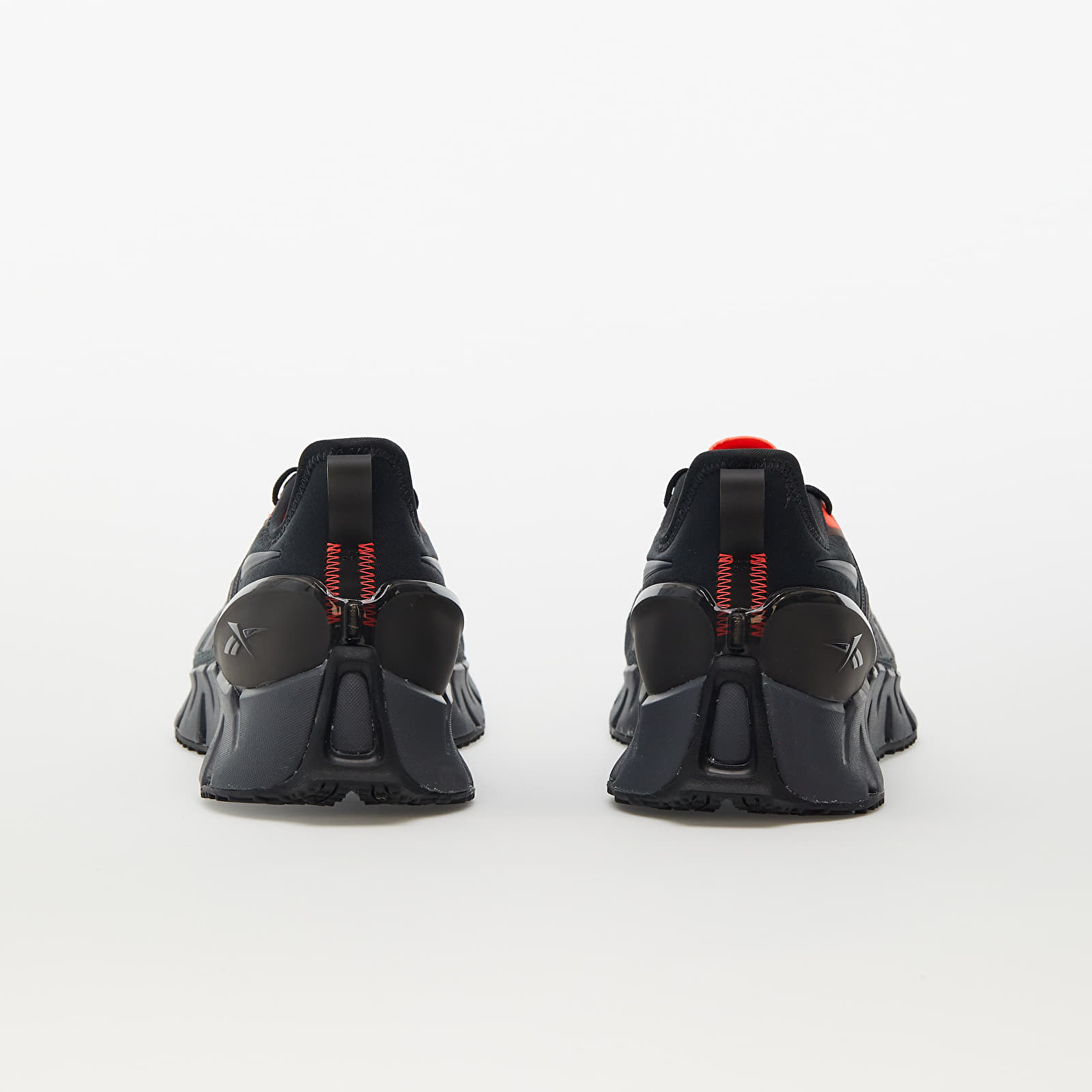 Scarpe uomo Reebok Zig Kinetica 3 Core Black/ Pure Grey/ Pure Grey