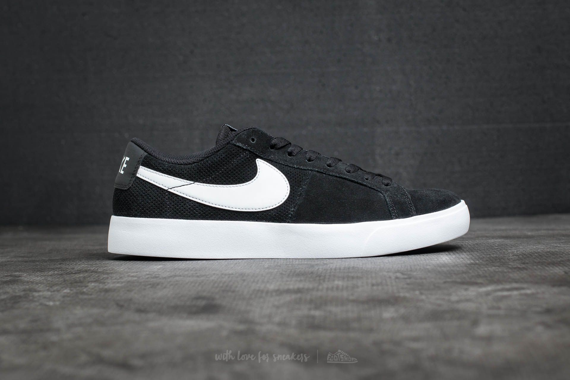 Men's shoes Nike SB Blazer Vapor Black/ White