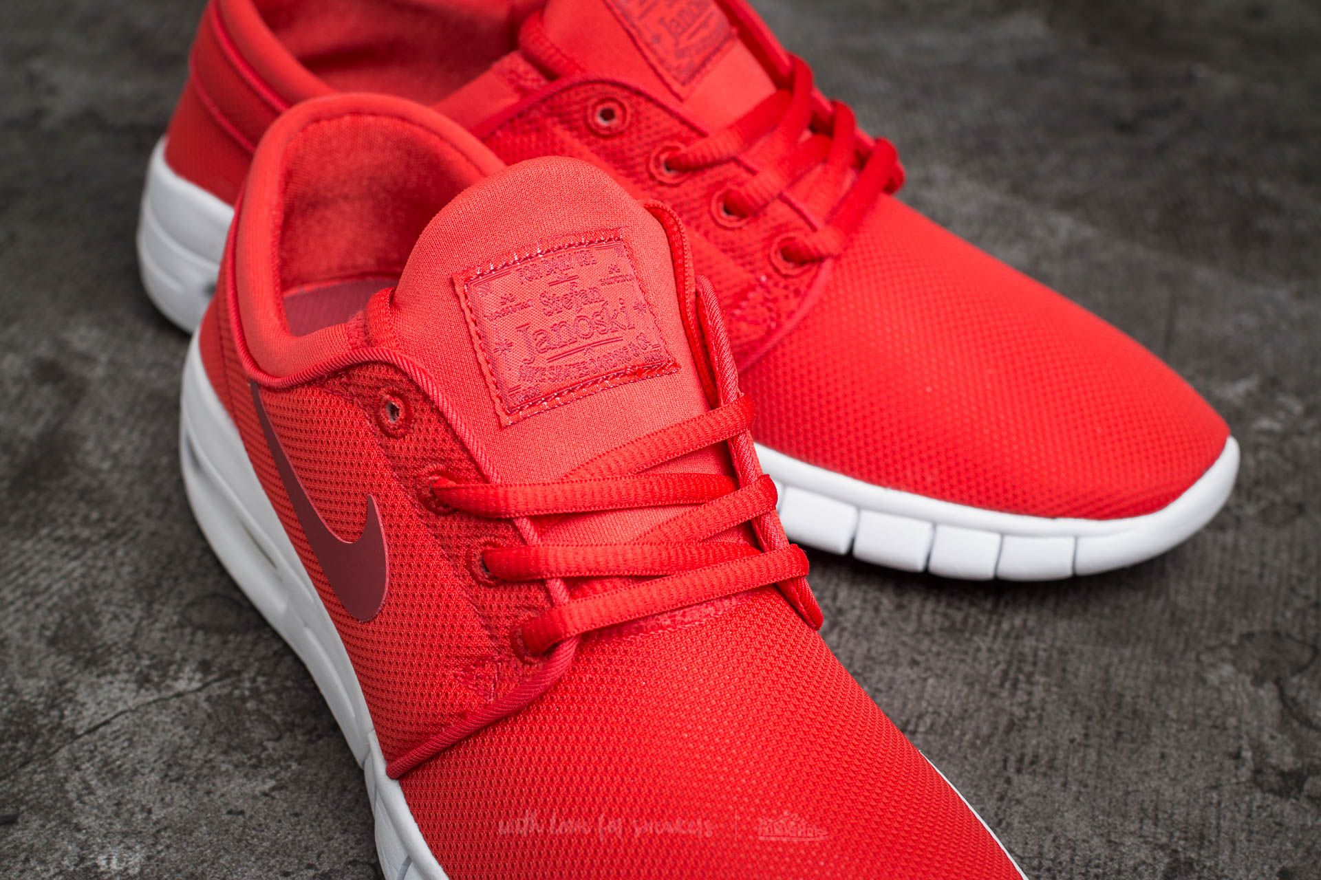 Naisten kengät Nike Stefan Janoski Max (GS) Track Red/ Cedar-White