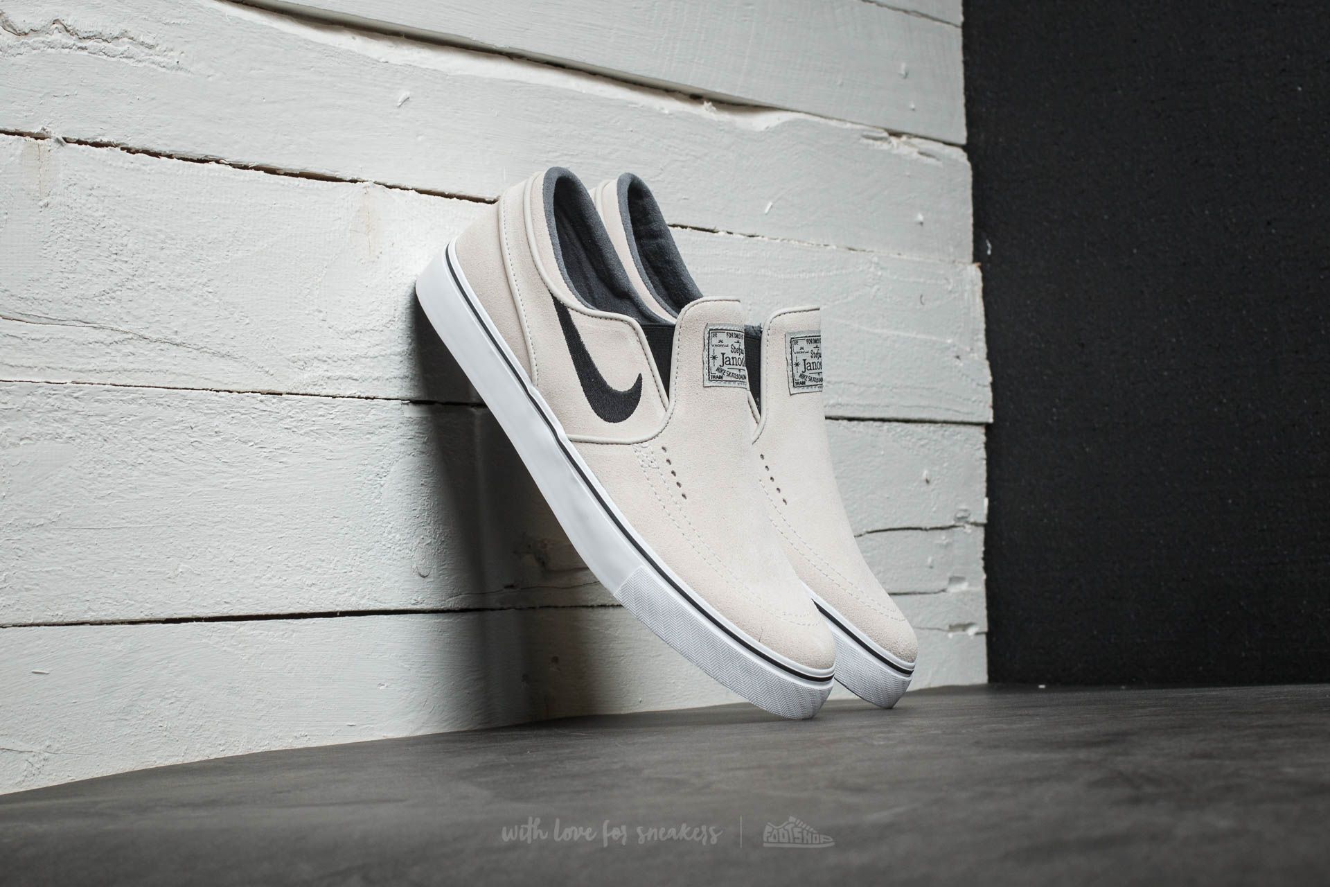 Férfi cipők Nike Zoom Stefan Janoski Slip On Light Bone/ Black-White-Black