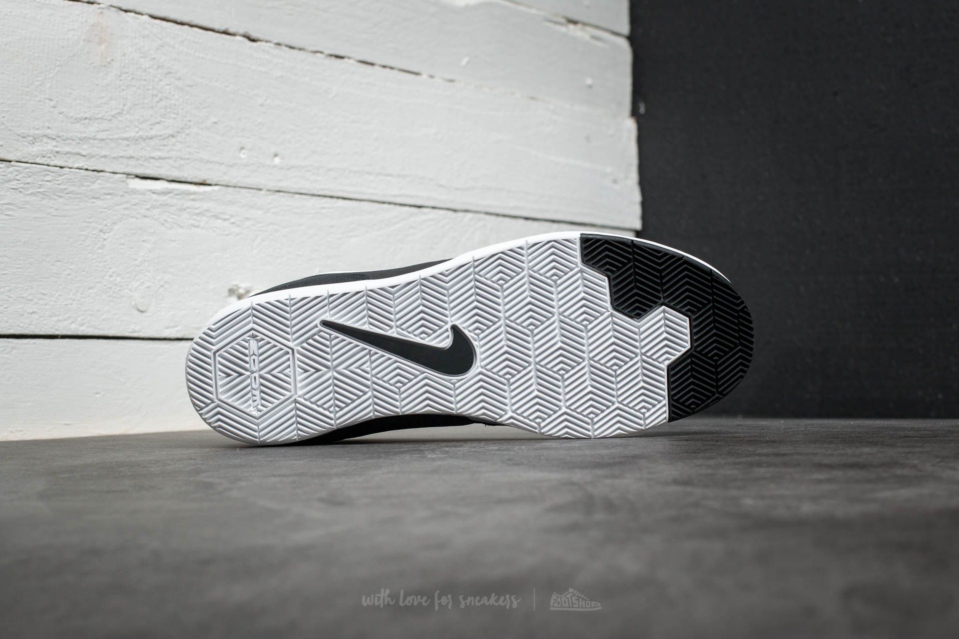 Scarpe uomo Nike Paul Rodriguez 9 CS Black/ White-Black