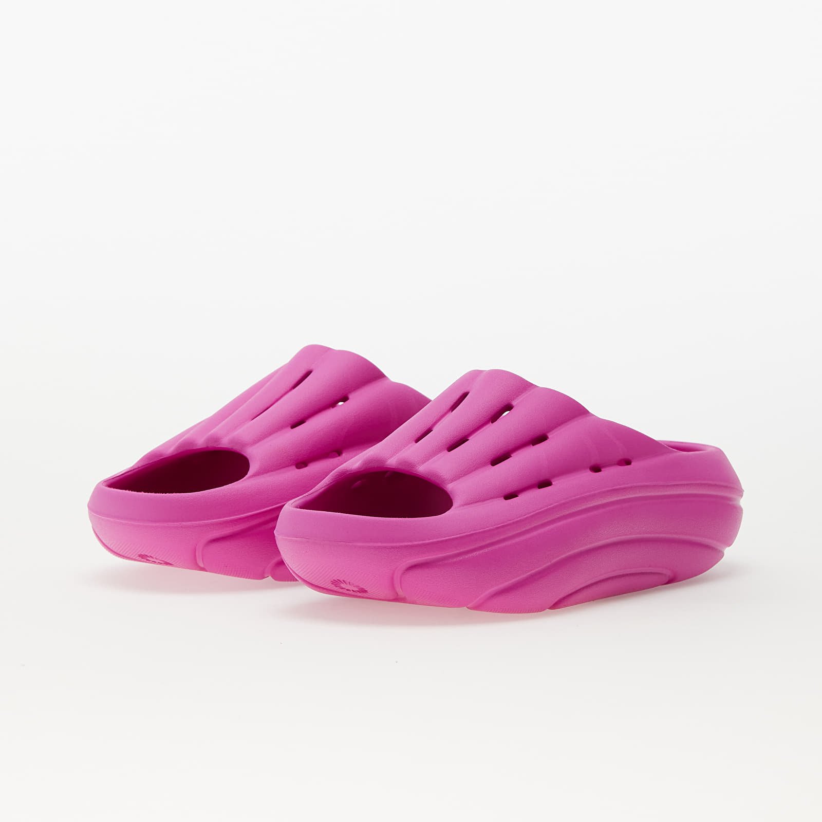 サンダル・ミュール UGG FoamO Slide DRAGON FRUIT UGG Women's FoamO Slip-On Cutout Slide Sandals in dragon