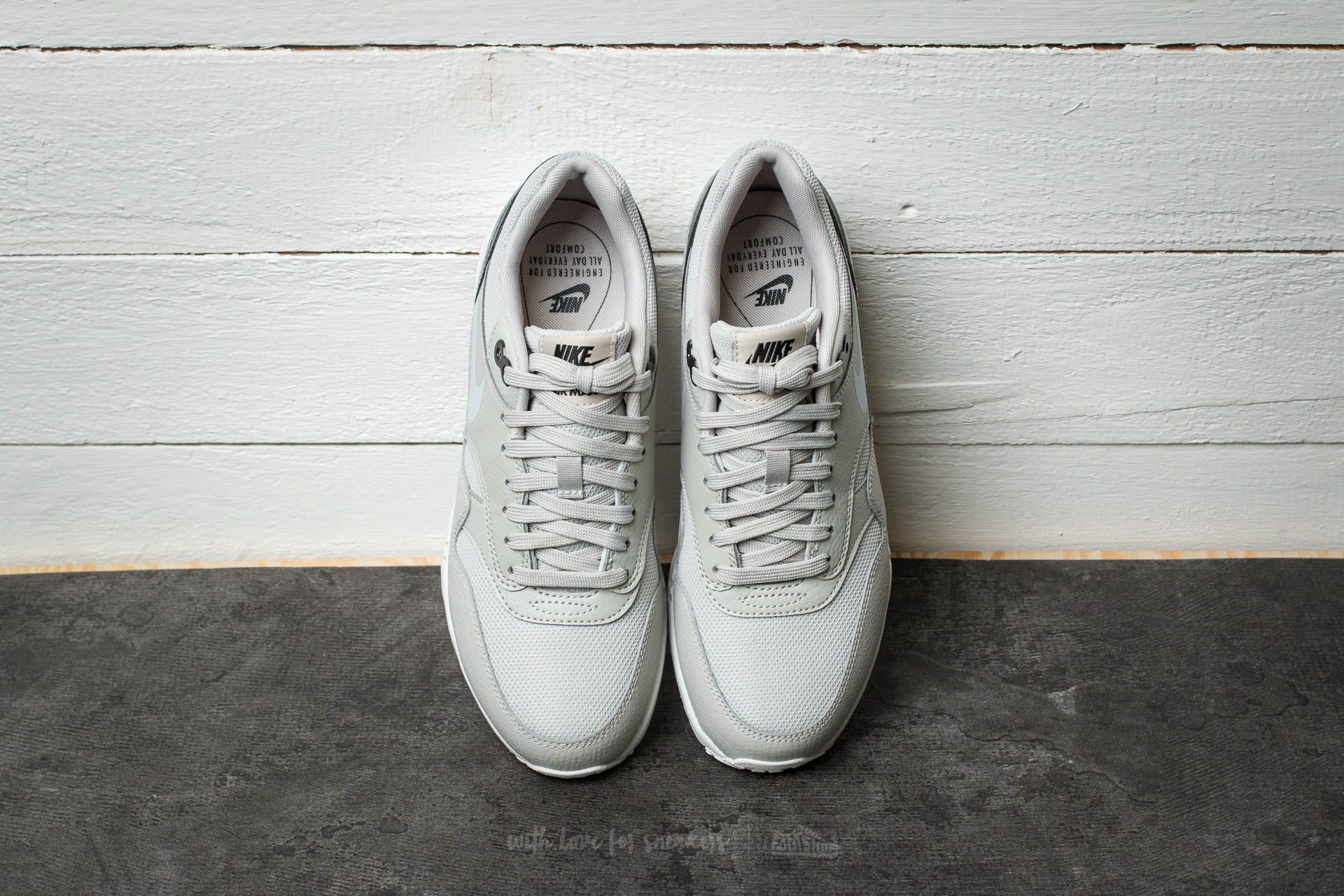 nike engineered for all day everyday comfort air max