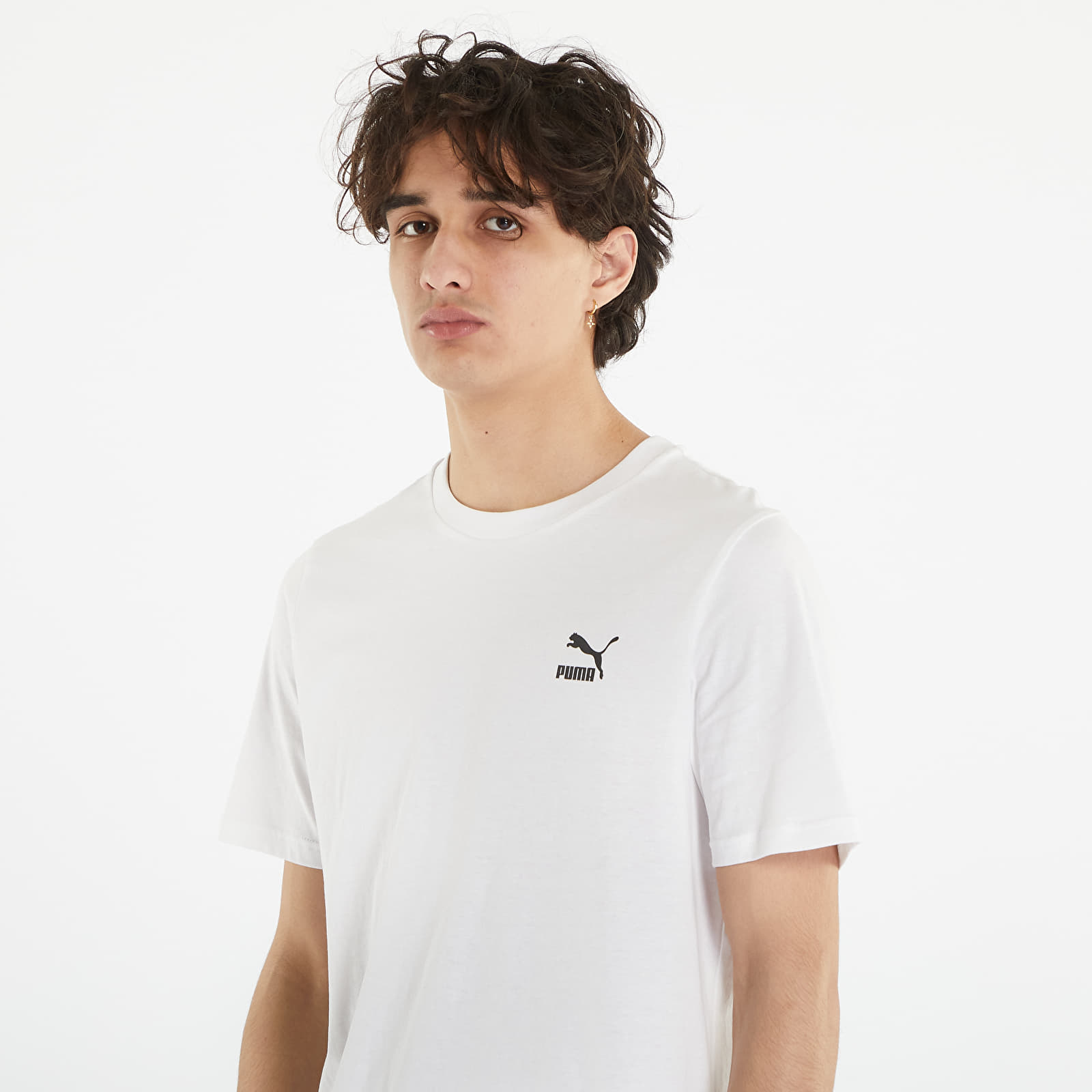 Puma t shirt white store