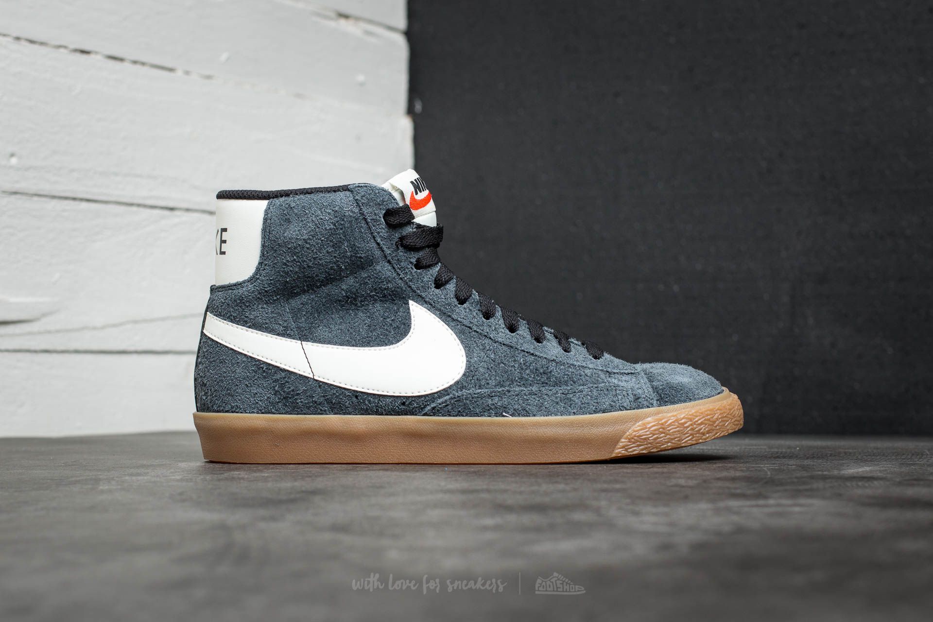 Nike blazer mid suede vntg sales