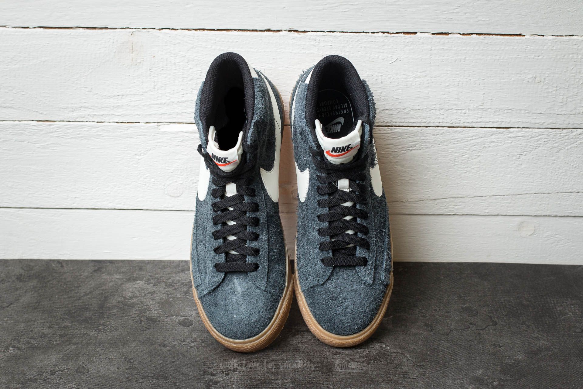 Nike wmns blazer mid suede vintage (black / sail - radiant emerald) shop