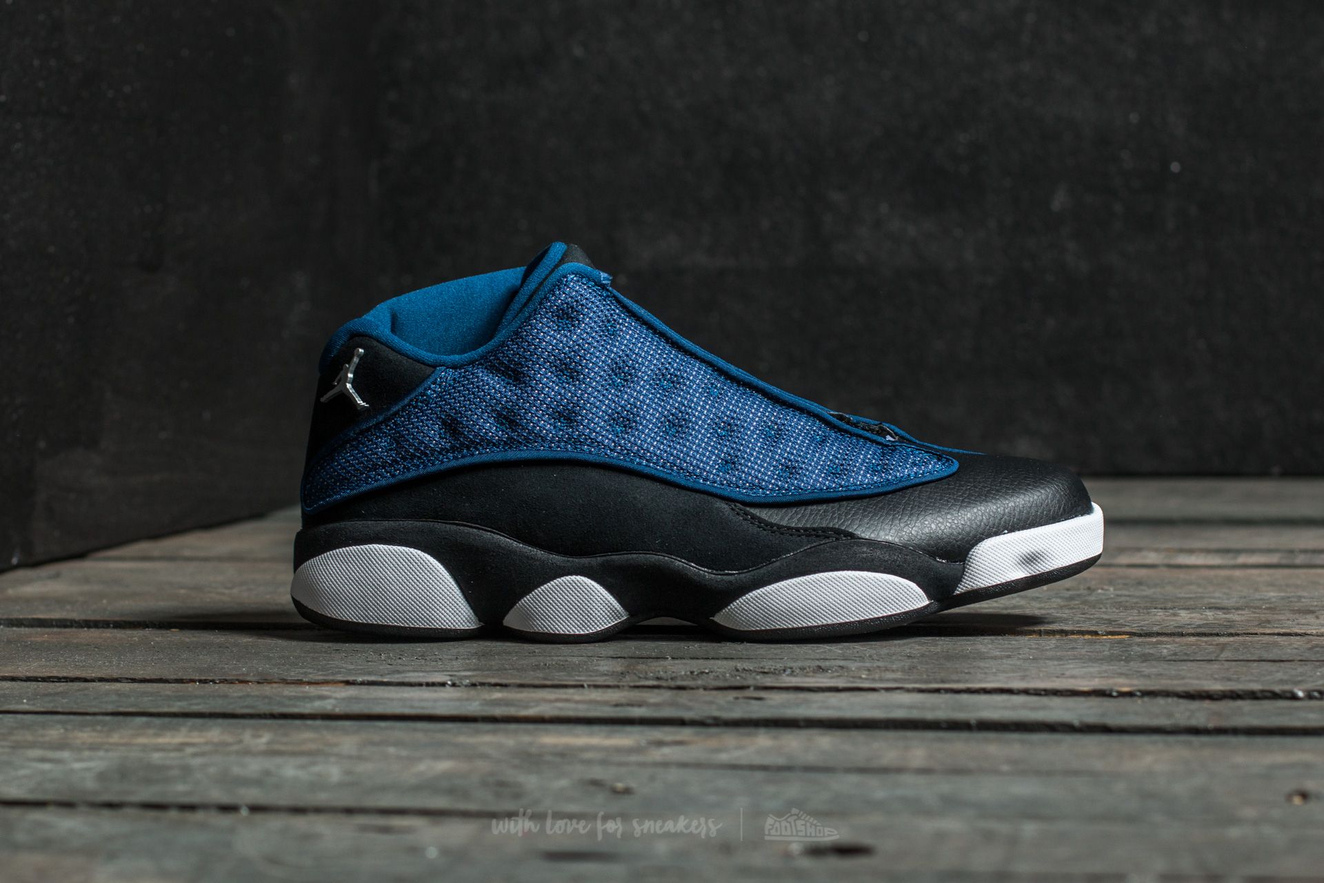 Jordan 13 retro low on sale