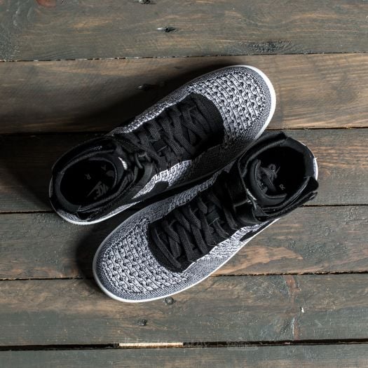 Nike Air Force 1 Ultra Flyknit MID