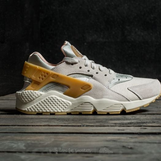 Men s shoes Nike Air Huarache Run SE Phantom Gum Yellow Light