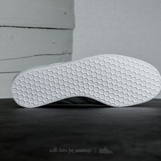 Adidas gazelle talc white deals