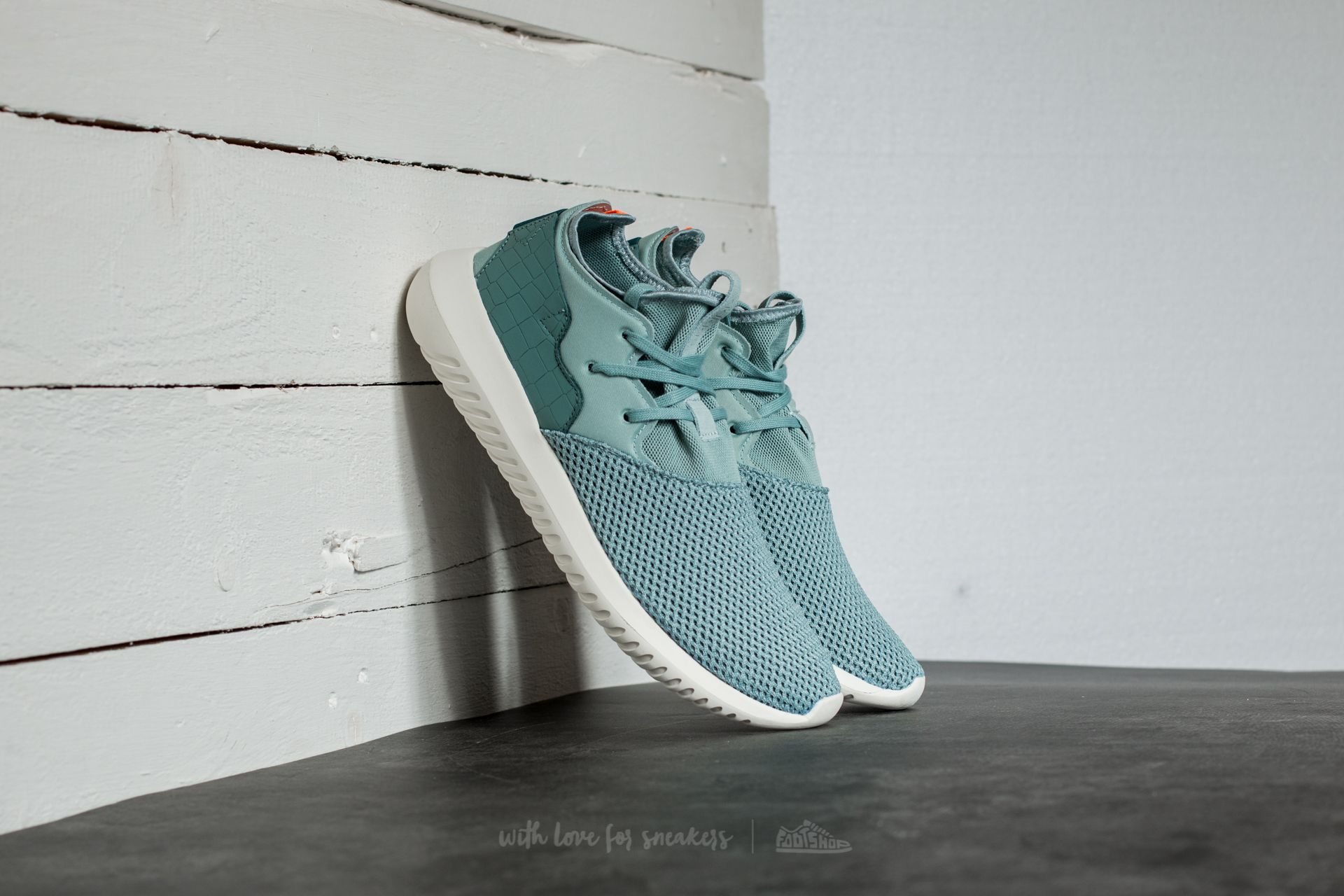 Sko til kvinder adidas Tubular Entrap W Tactile Green/ Vapour Steel/ Off White