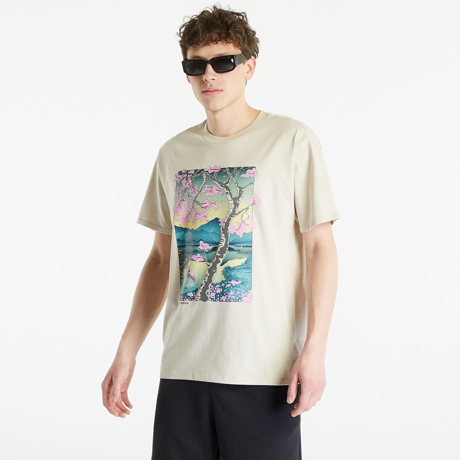 Футболки New Balance At Graphic T-Shirt Beige