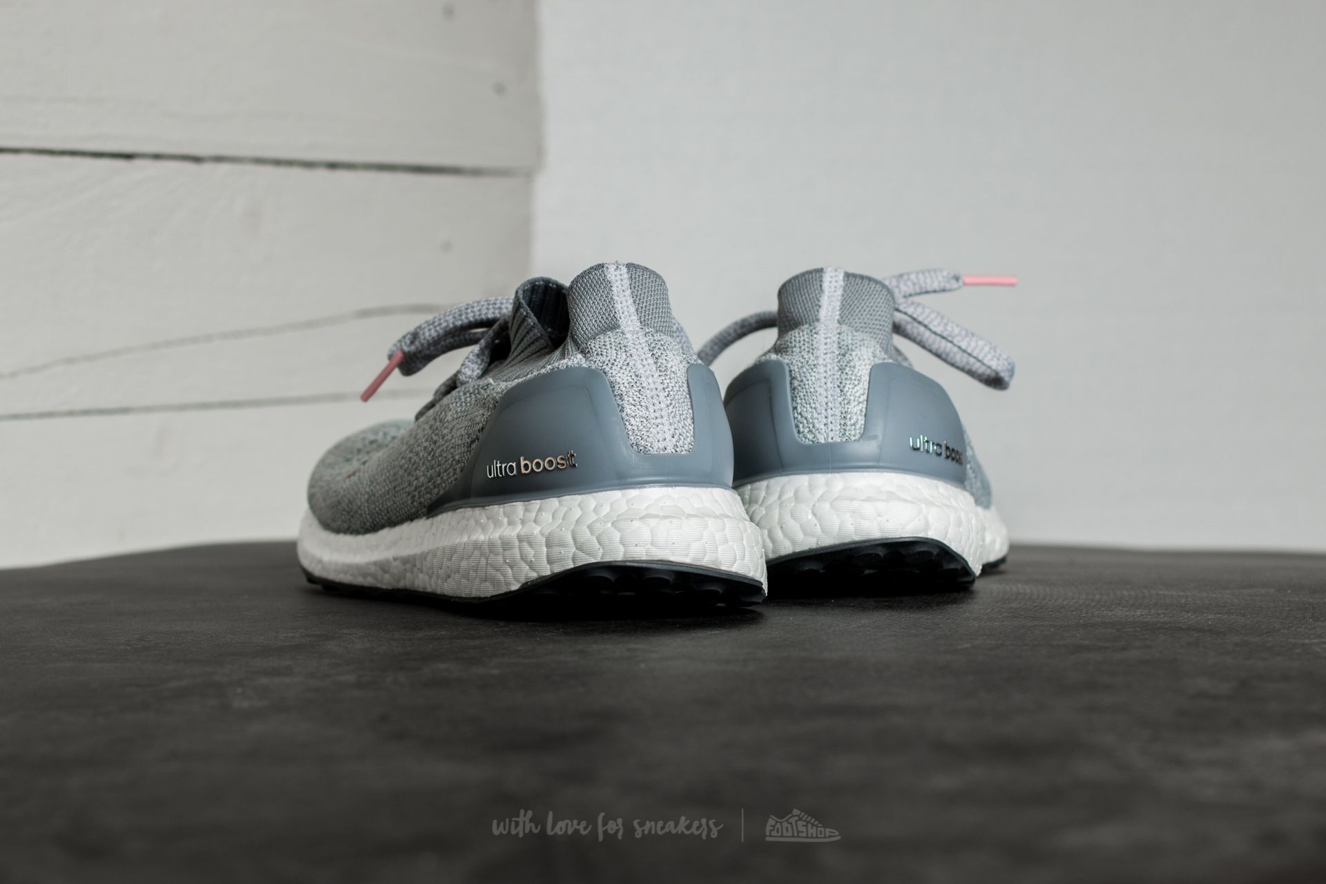 Ultra boost on sale uncaged mid