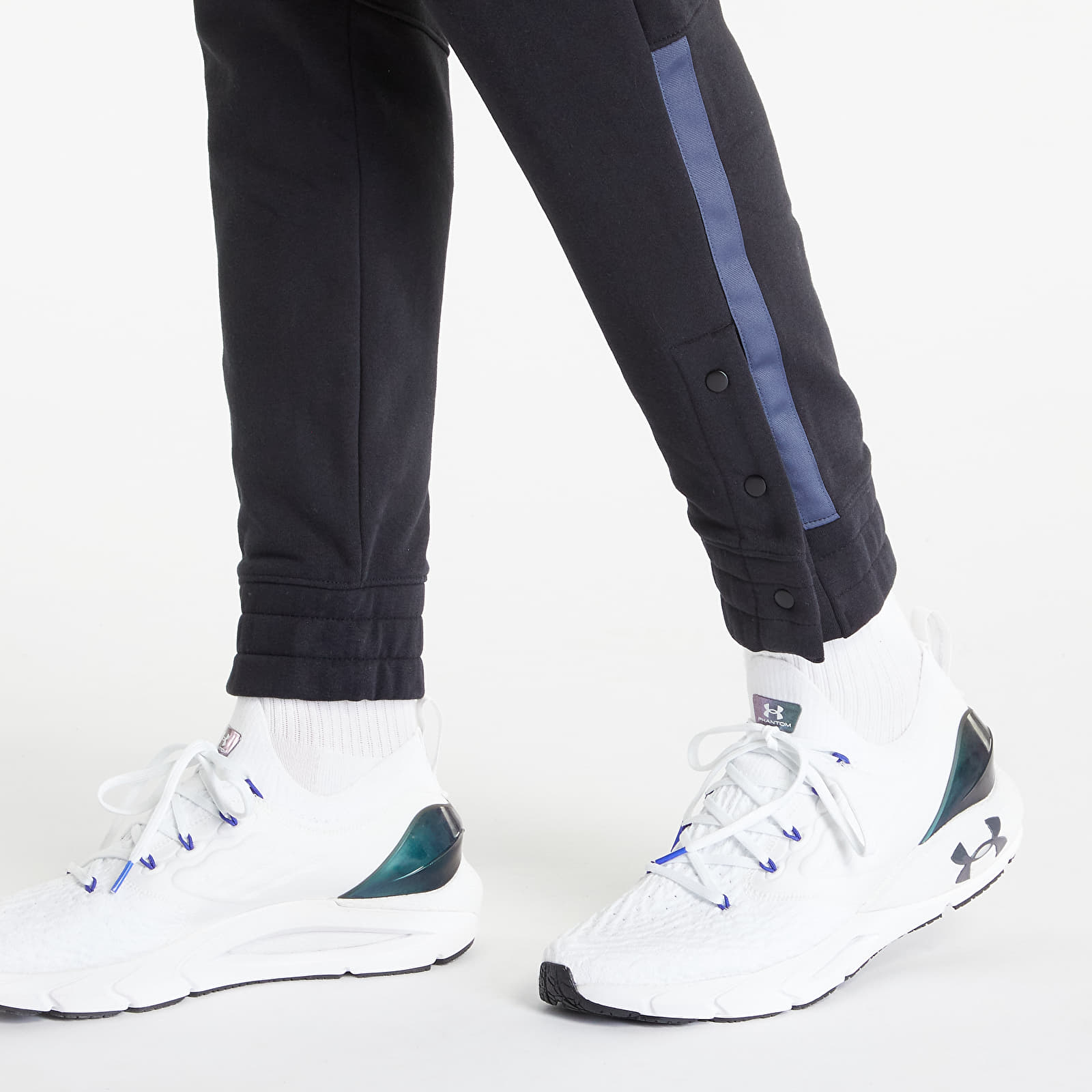Under armour accelerate tracksuit sale bottoms