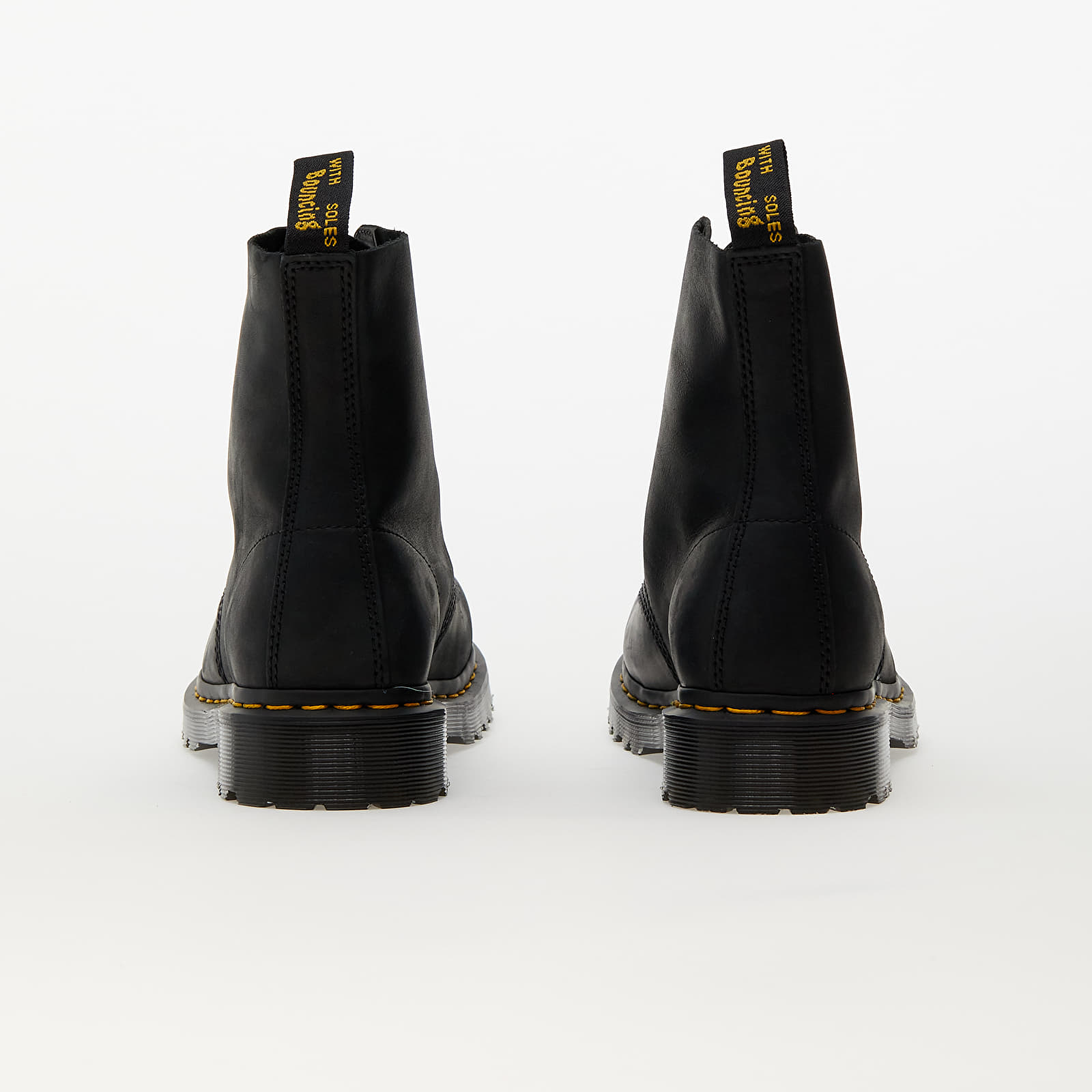 Moški čevlji Dr. Martens 1460 Pascal 8 Eye Boot Black Waxed Full Grain