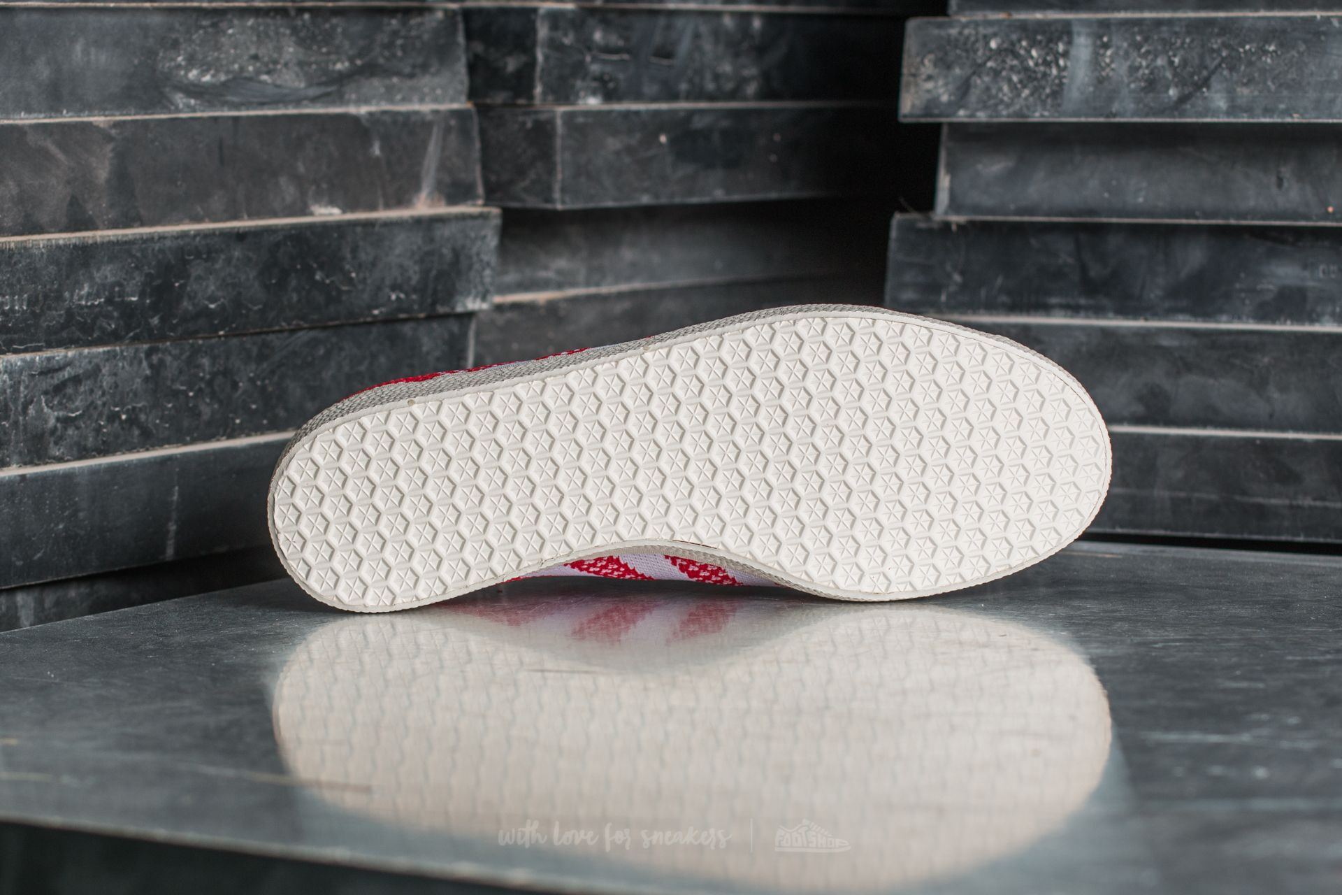 Men's shoes adidas Gazelle Primeknit Scarlet/ Ftw White/ Chalk White
