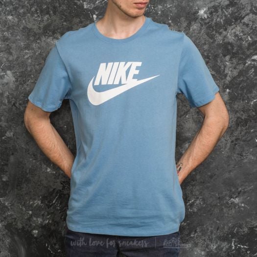 nike sky blue shirt