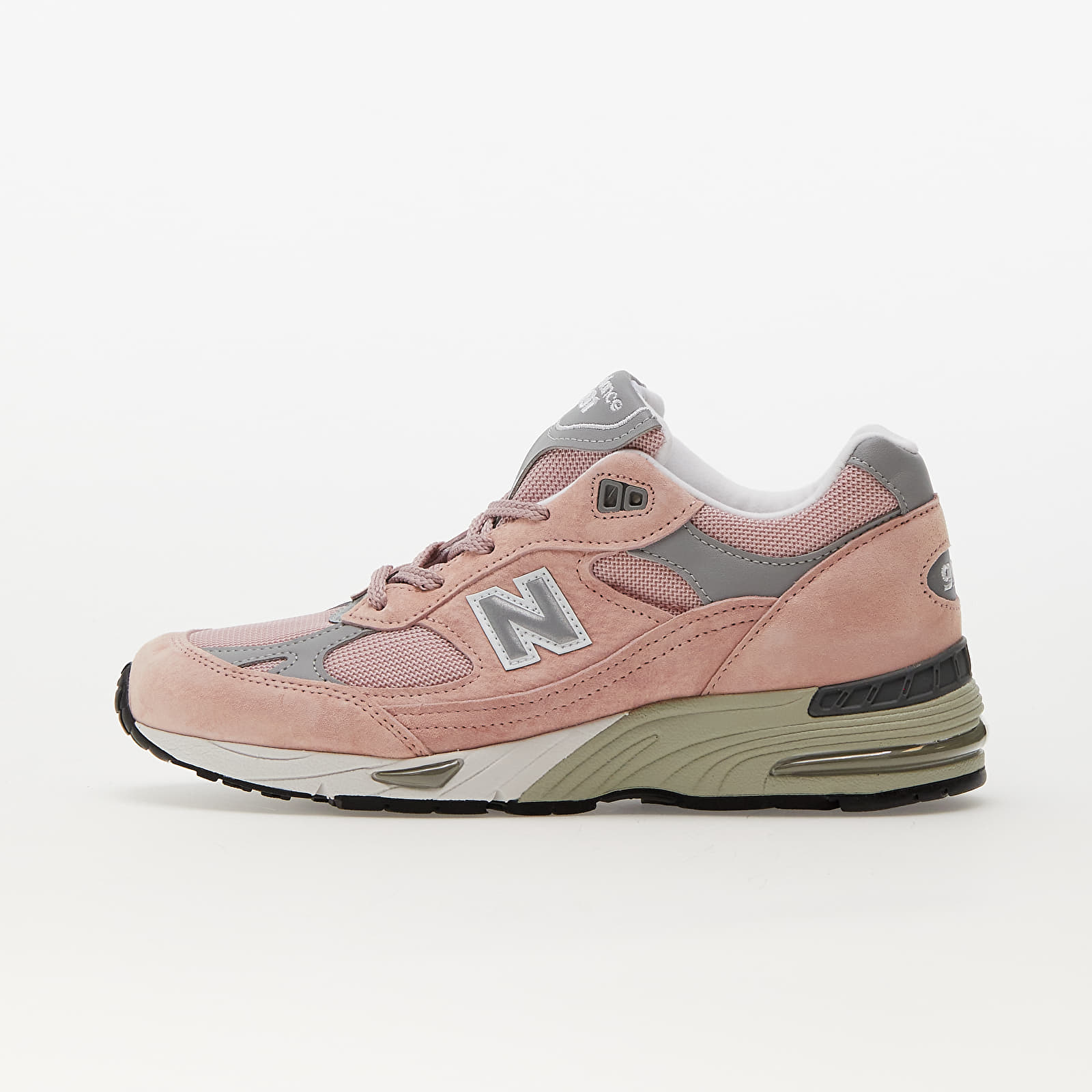 Încălțăminte și sneakerși pentru femei New Balance 991 Pink