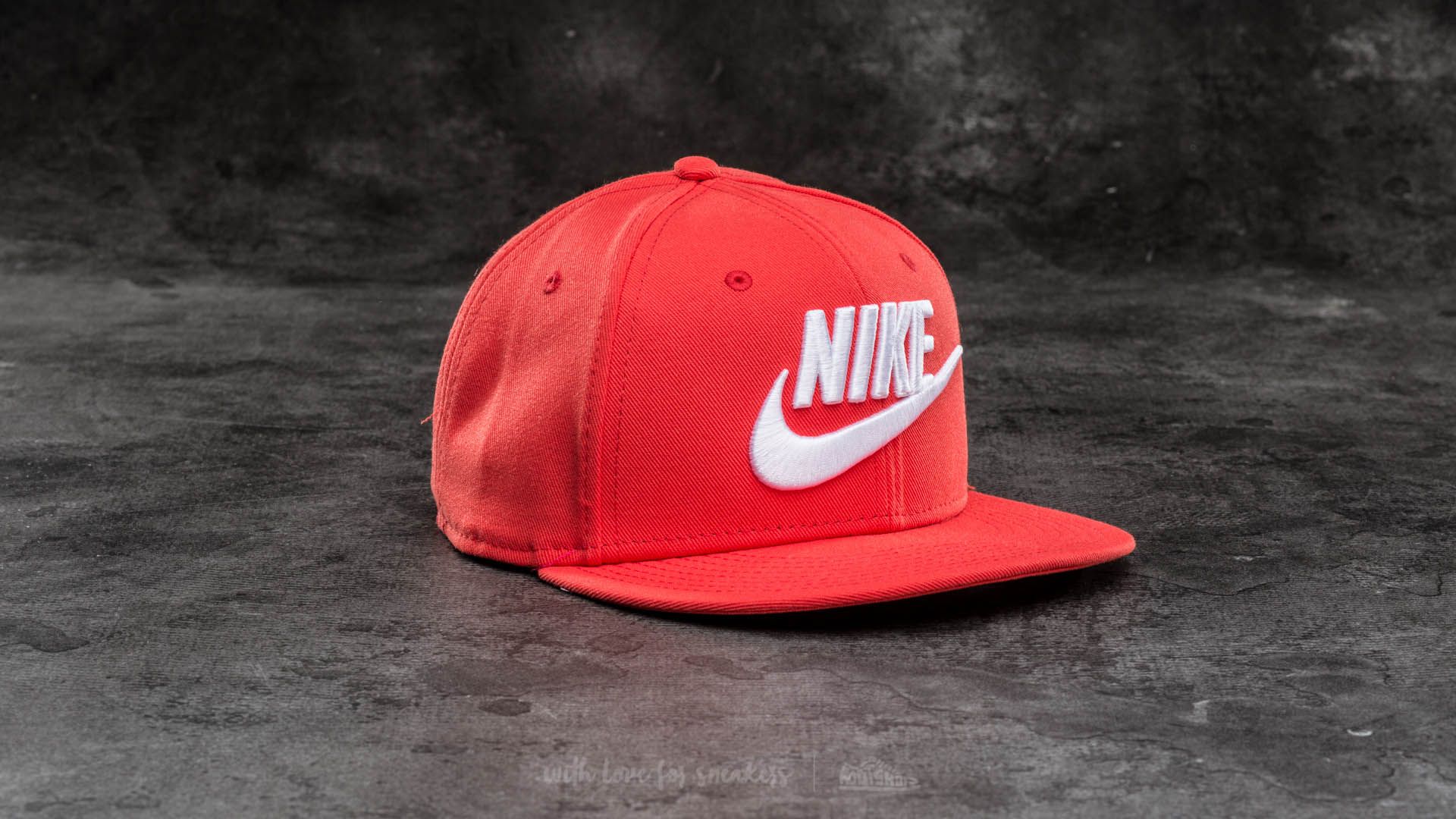 Czapki Nike Futura True Snapback Red