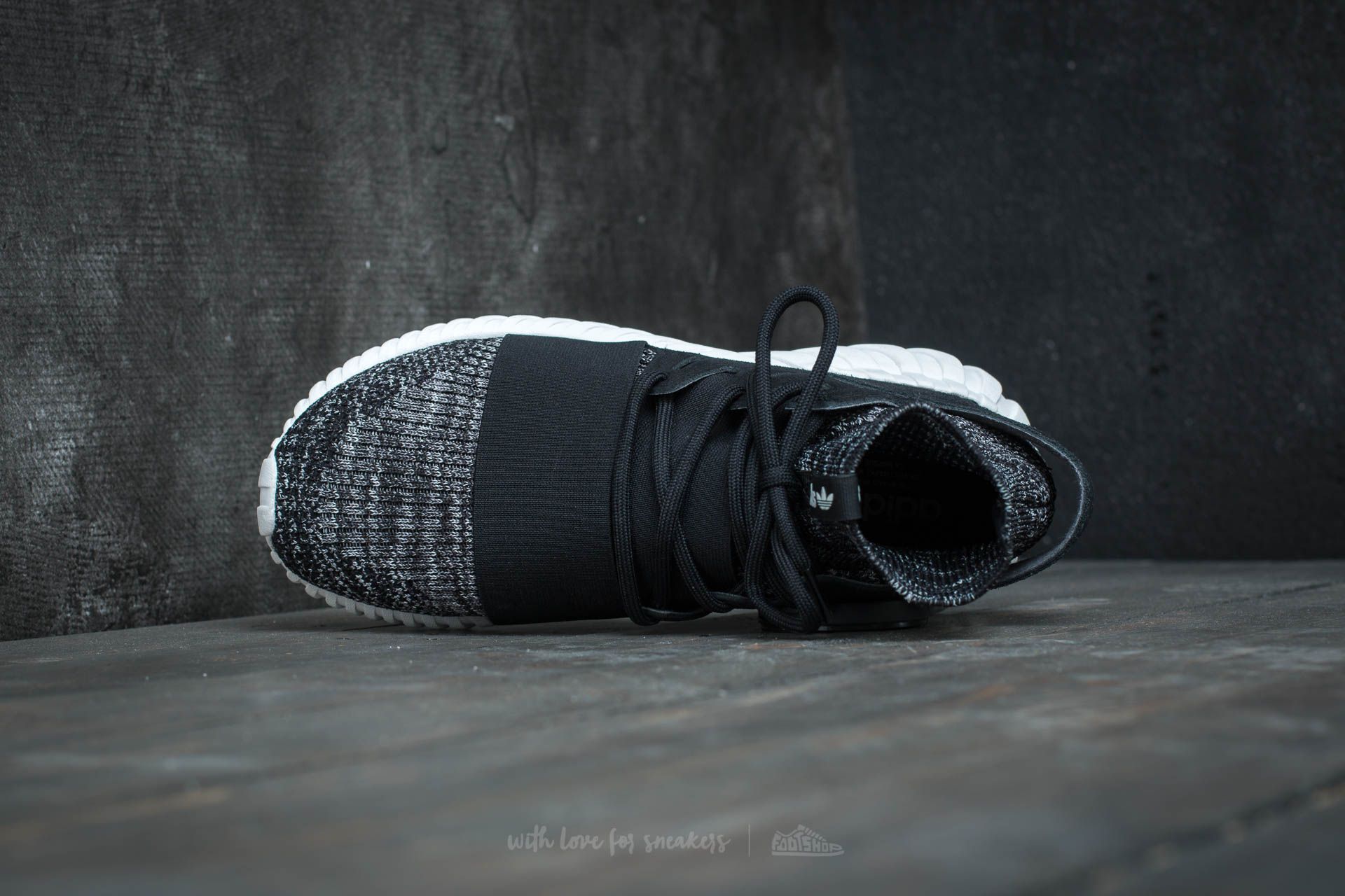 Manner adidas Tubular Doom Primeknit Core Black Granite Vintage White Footshop