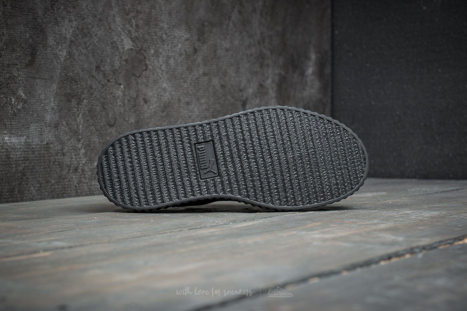 Încălțăminte și sneakerși pentru femei Puma x Rihanna Fenty Creepers Wrinkled Patent Puma Black-Black-Puma Black