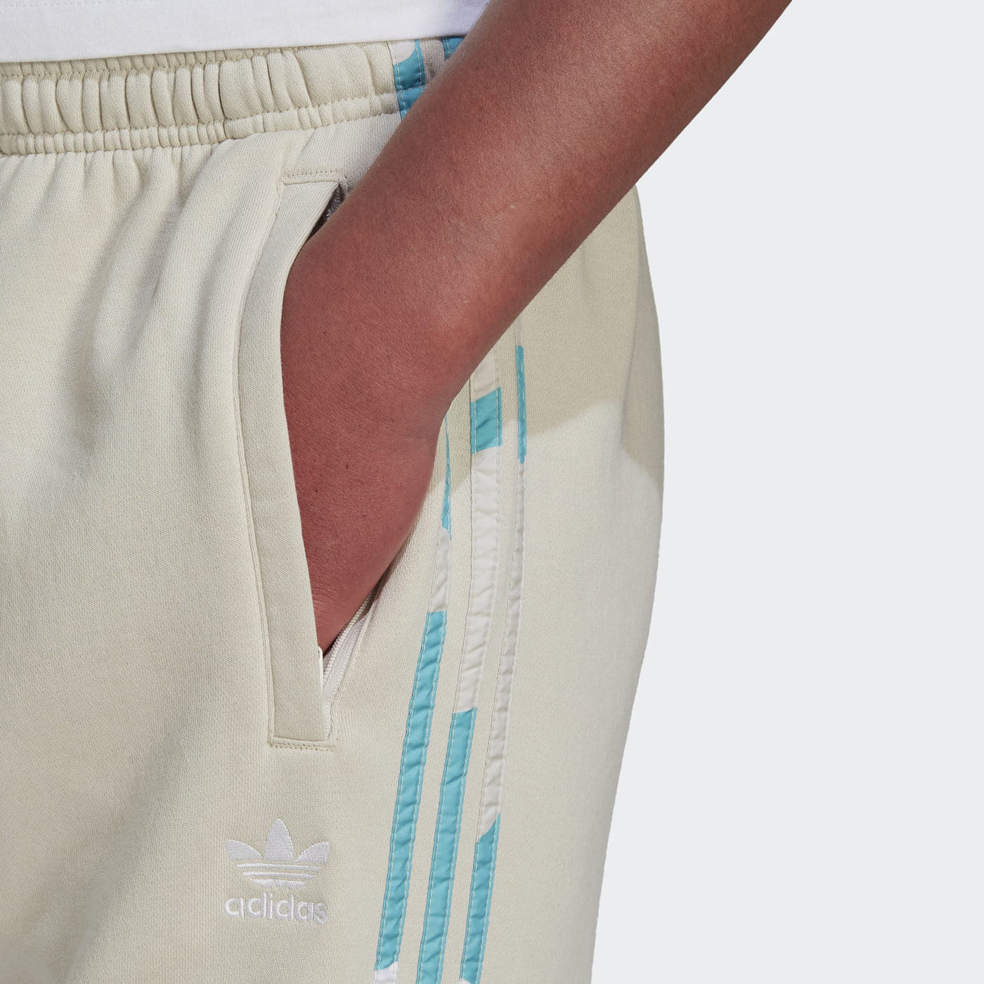 Trenirka hlače  adidas Originals Camo Pants Beige