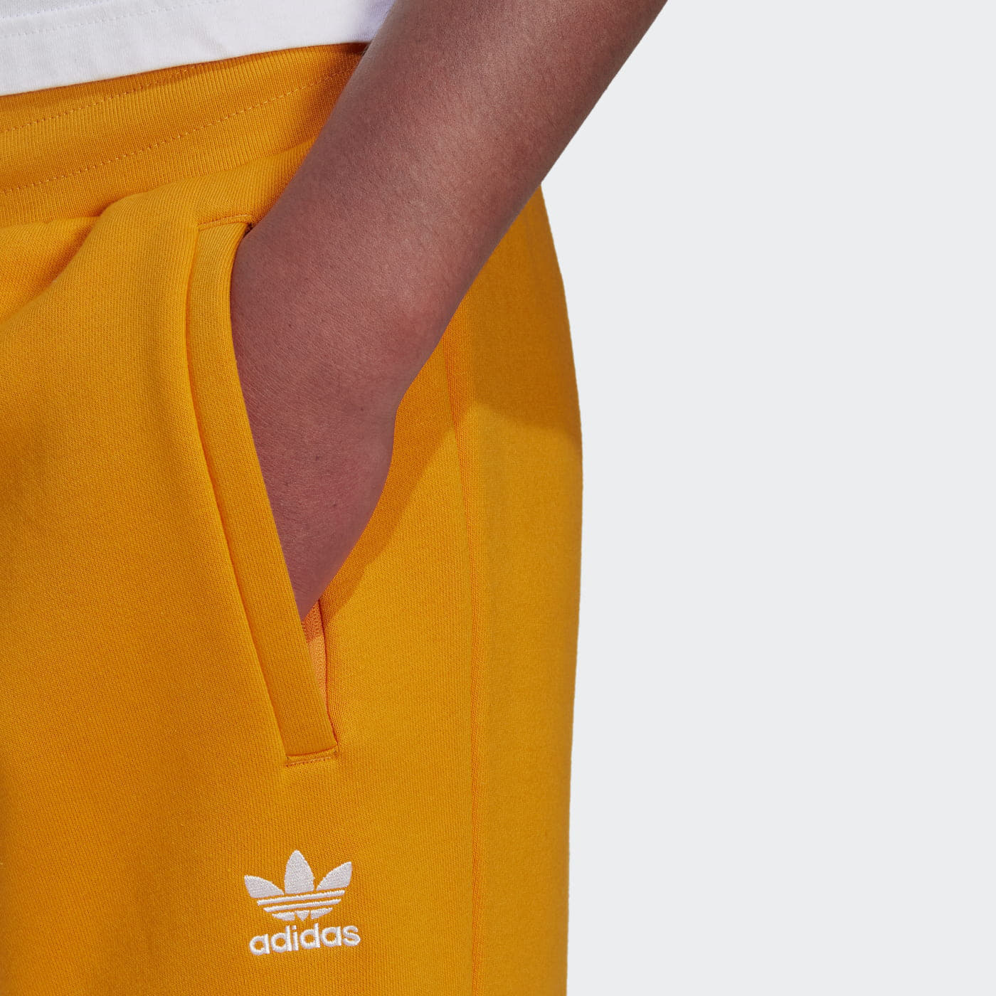 Orange discount adidas joggers