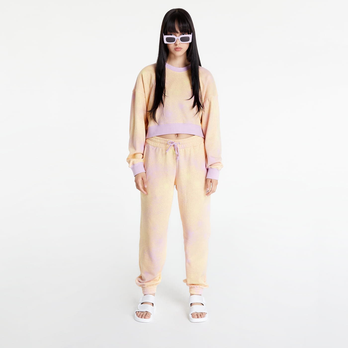 Hupparit ja collegepaidat adidas Originals Allover Print Sweater Lilac/ Almost Yellow