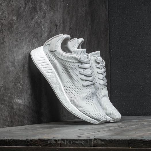 Adidas nmd r2 wings and horns hint top