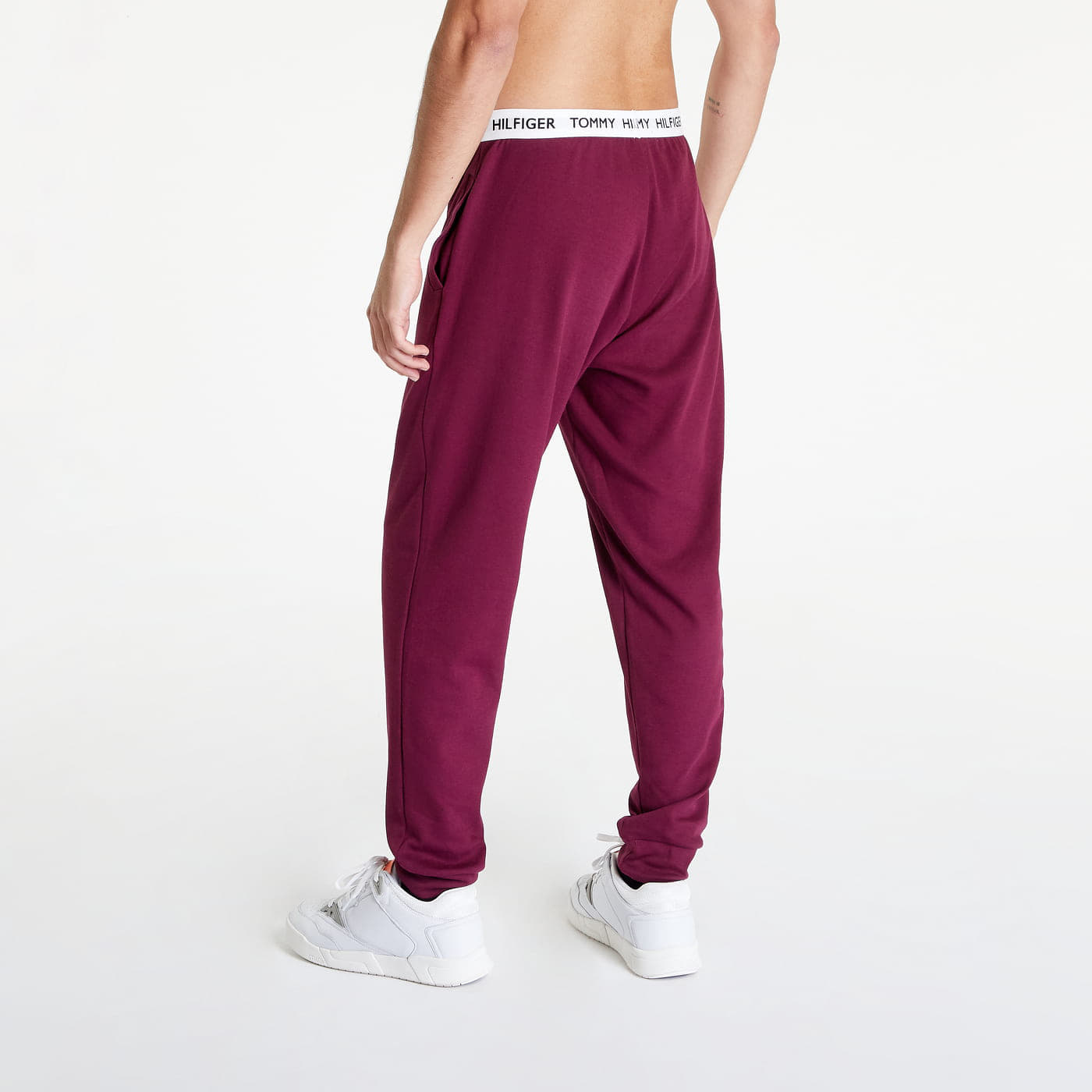 Red tommy cheap hilfiger sweatpants