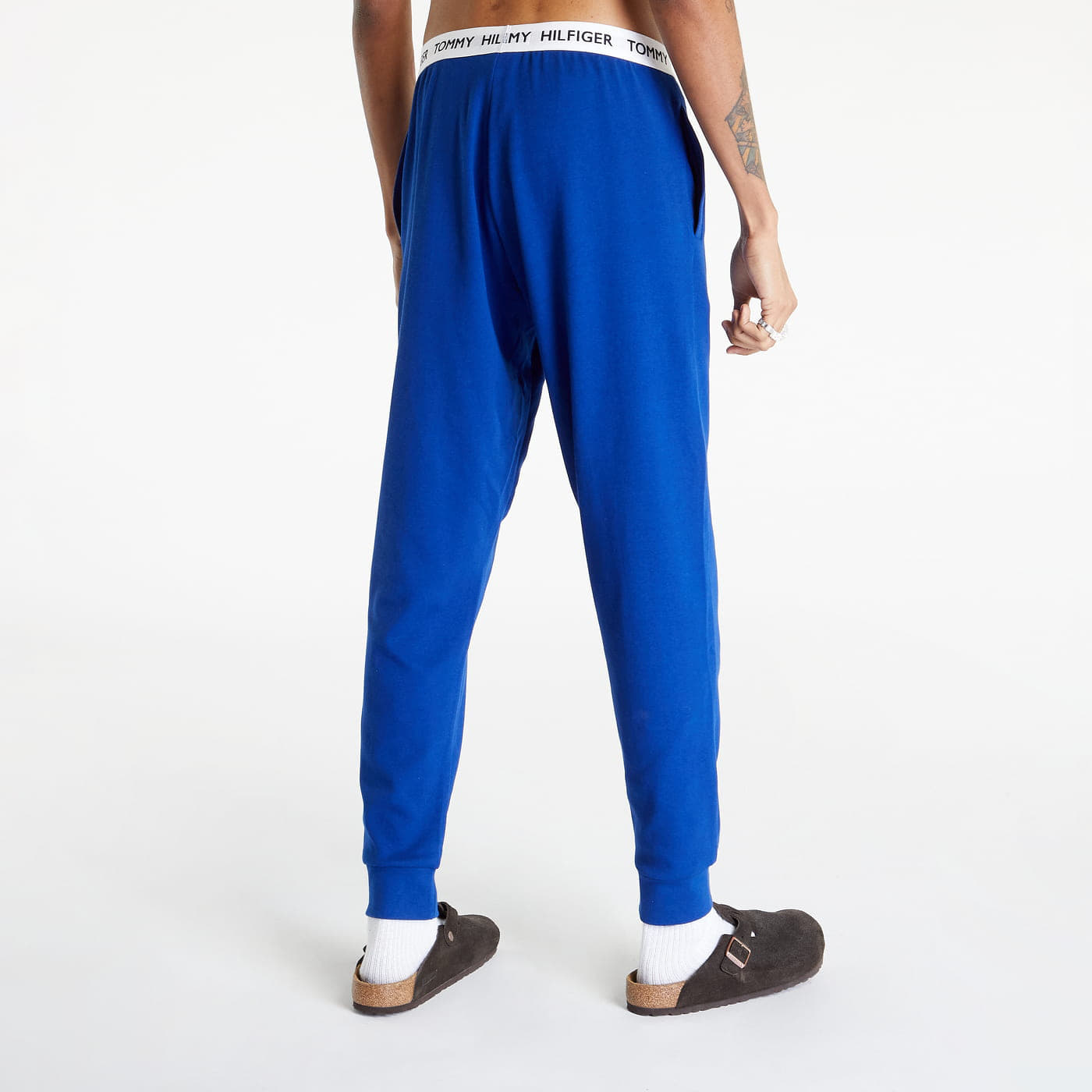 Hilfiger pants deals