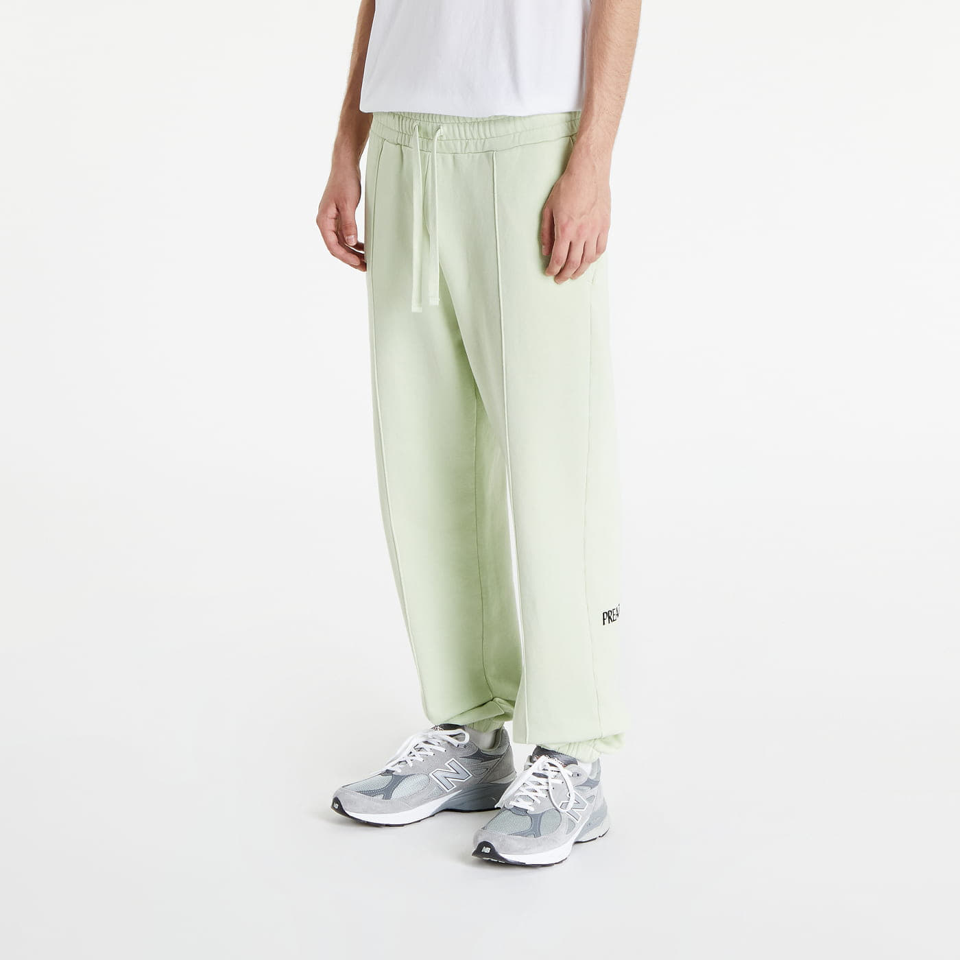 Jogginghosen PREACH Oversized Tuck Sweatpants Light Green