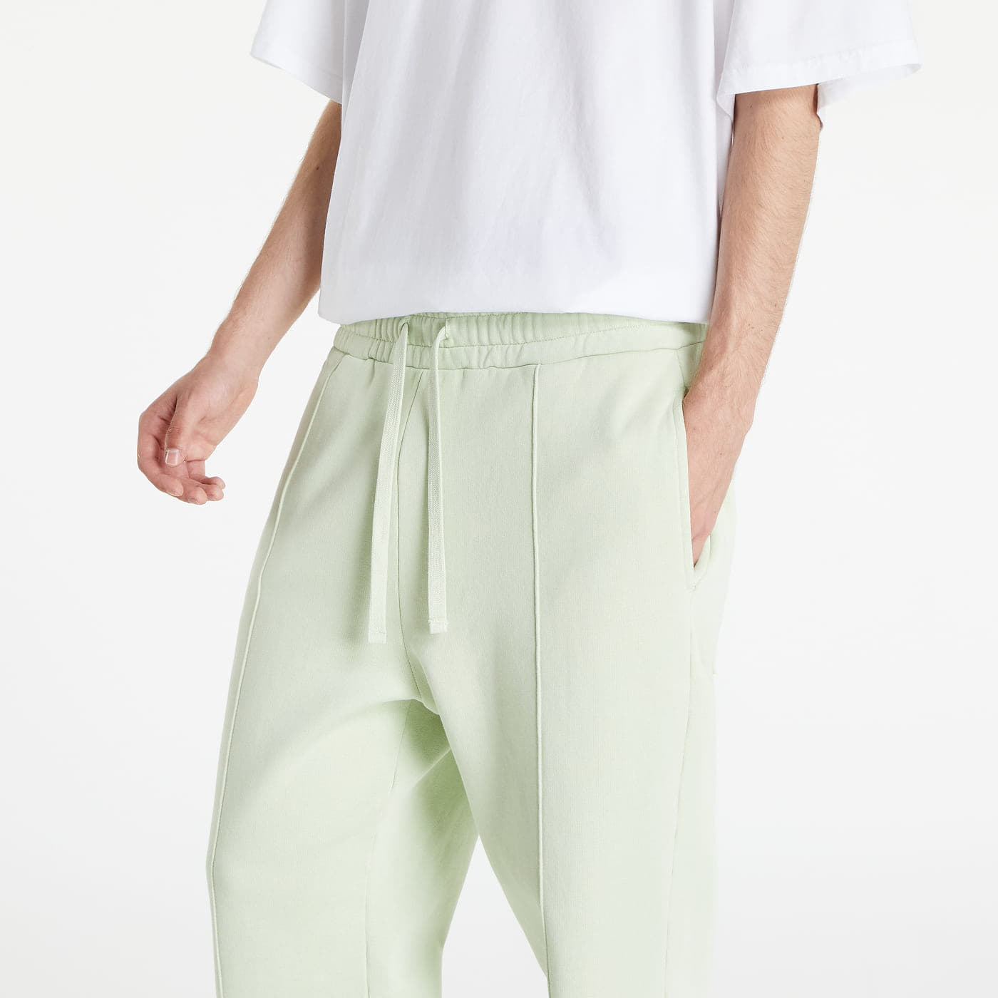 Jogginghosen PREACH Oversized Tuck Sweatpants Light Green