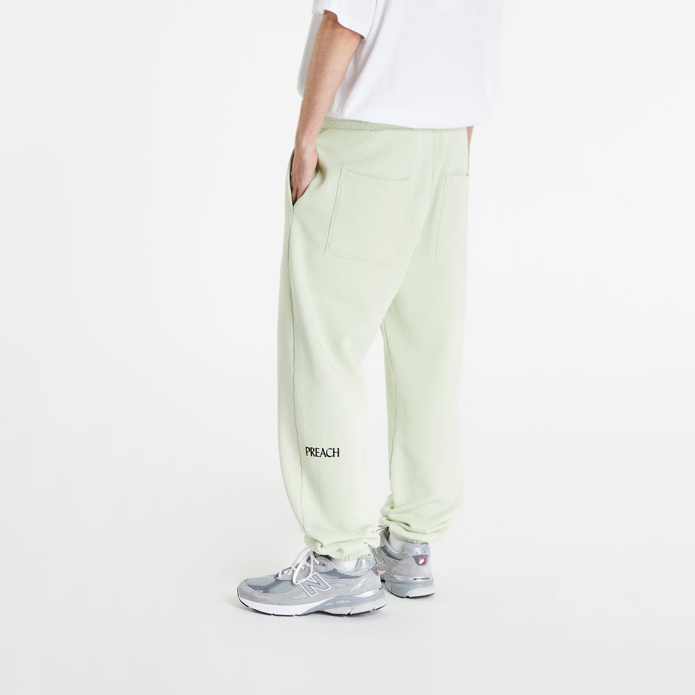 Jogginghosen PREACH Oversized Tuck Sweatpants Light Green