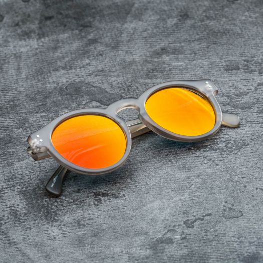 Komono Clement Frost Red Mirror | Footshop display picture 1