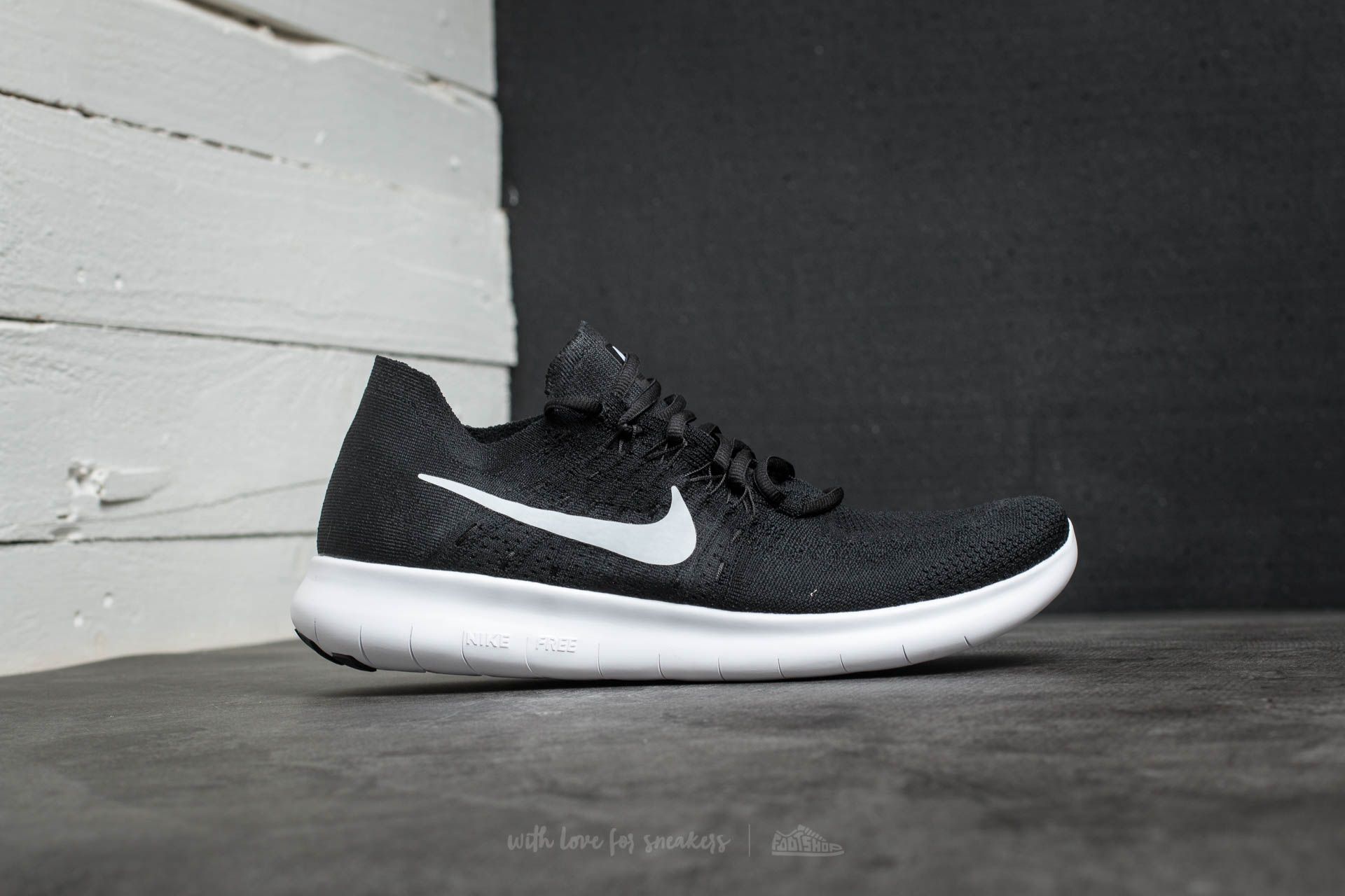 Men s shoes Nike Free Run Flyknit 2017 Black White Anthracite Footshop