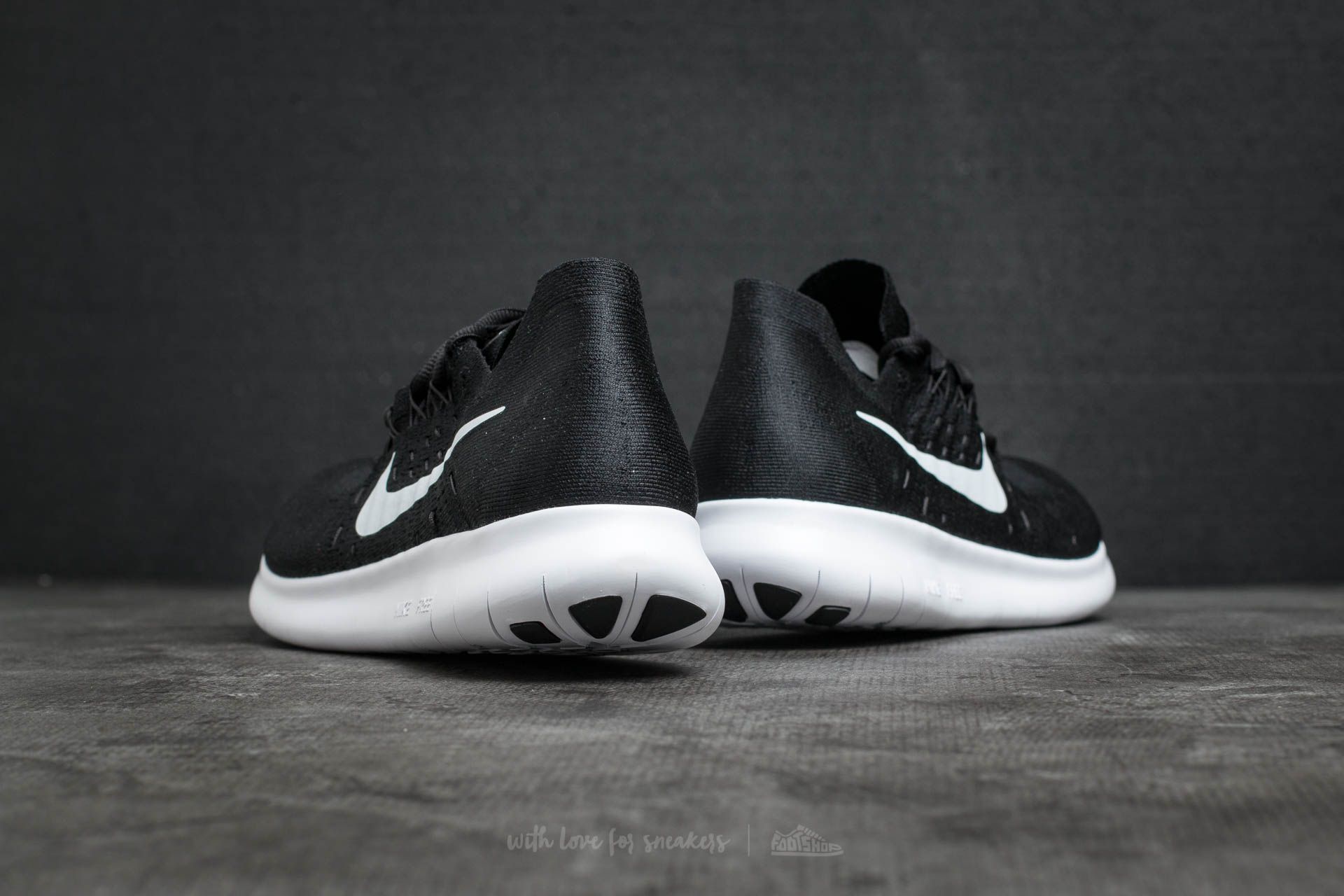 Nike free rn flyknit 218 men online