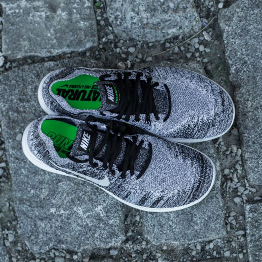 Nike free run flyknit black white volt new arrivals