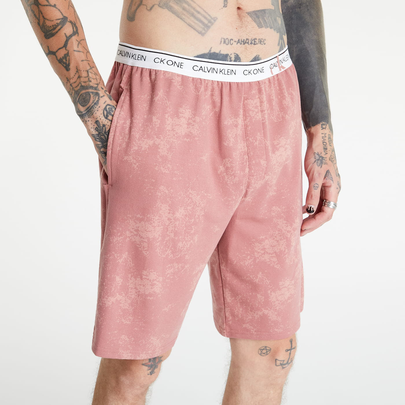 Calvin klein shop velvet shorts