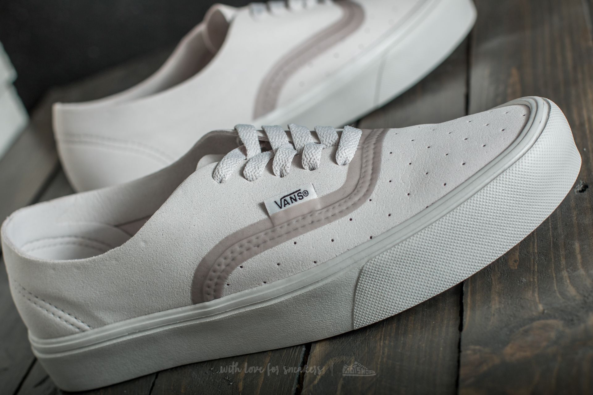 Vans authentic lite rapidweld hotsell
