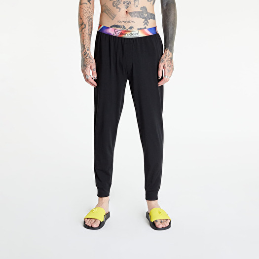 Calvin Klein Track pants and jogging bottoms for Women | Online Sale up to  64% off | Lyst Australia
